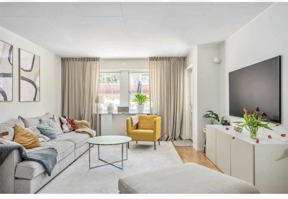 Duplex, 5 rooms, 120 sqm, Kungsängen
