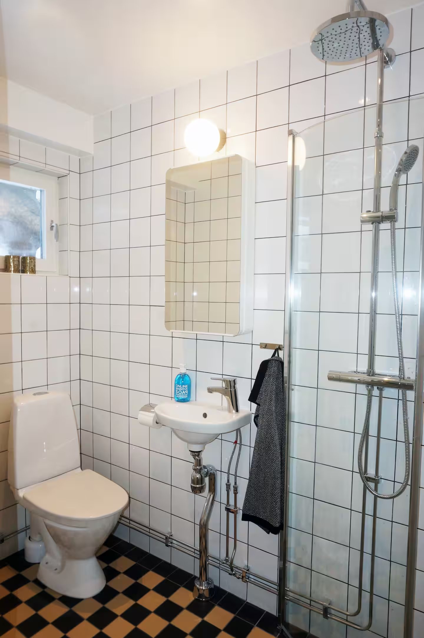 2 rok · 29 m² i Älta – bild 6