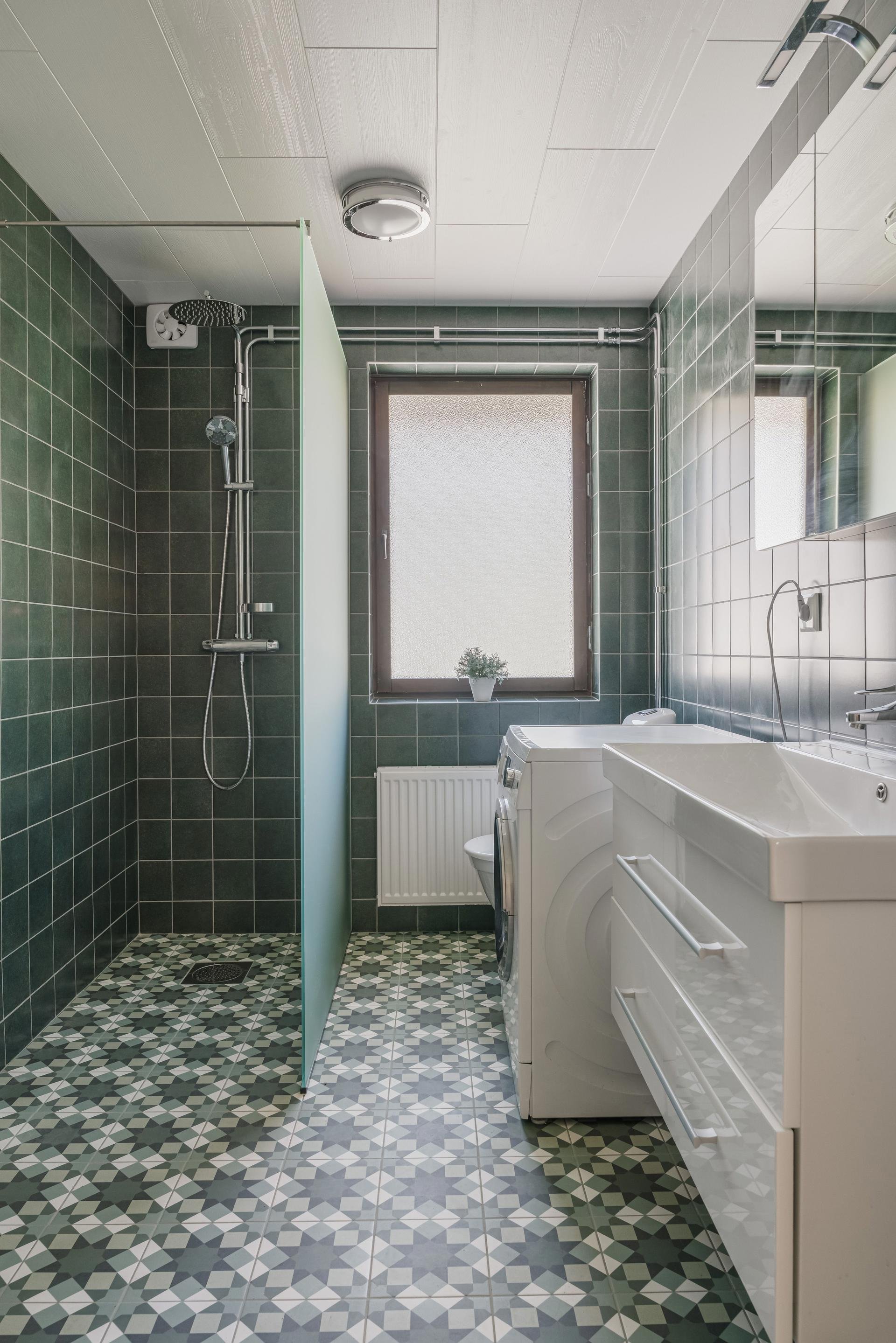 6 rok · 255 m² i Siljansnäs – bild 22