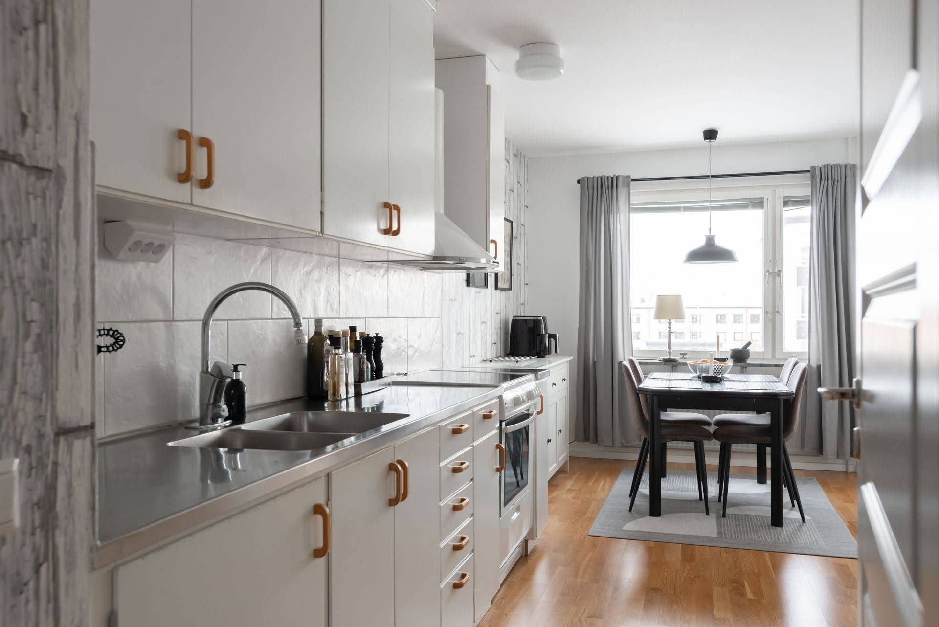 2 rok · 65 m² i Kumla – bild 2