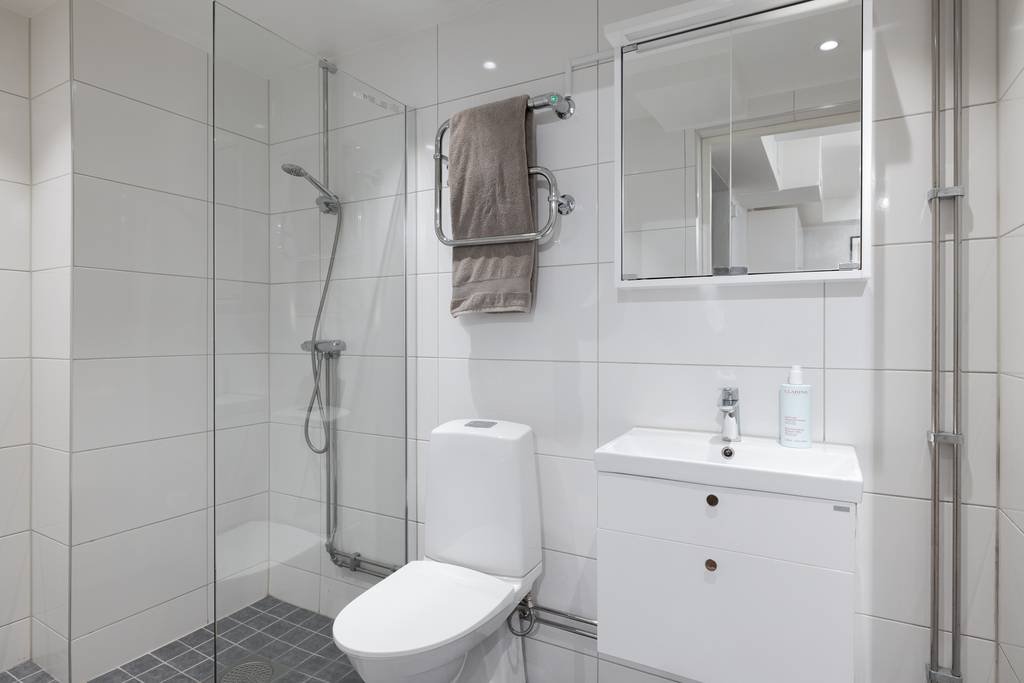 2 rok · 33 m² i Stockholm – bild 3