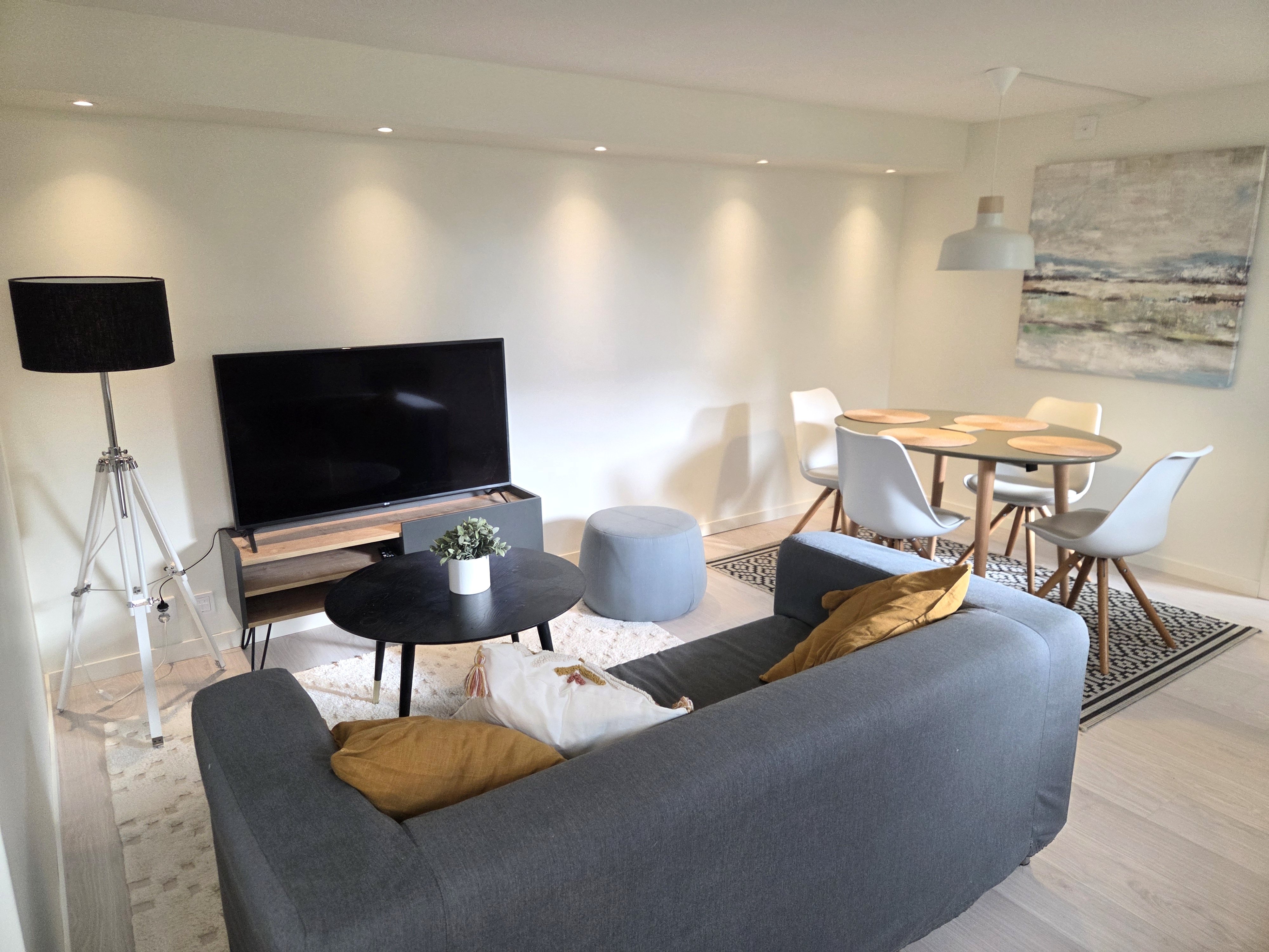 2 rok · 42 m² i Lerum – bild 3