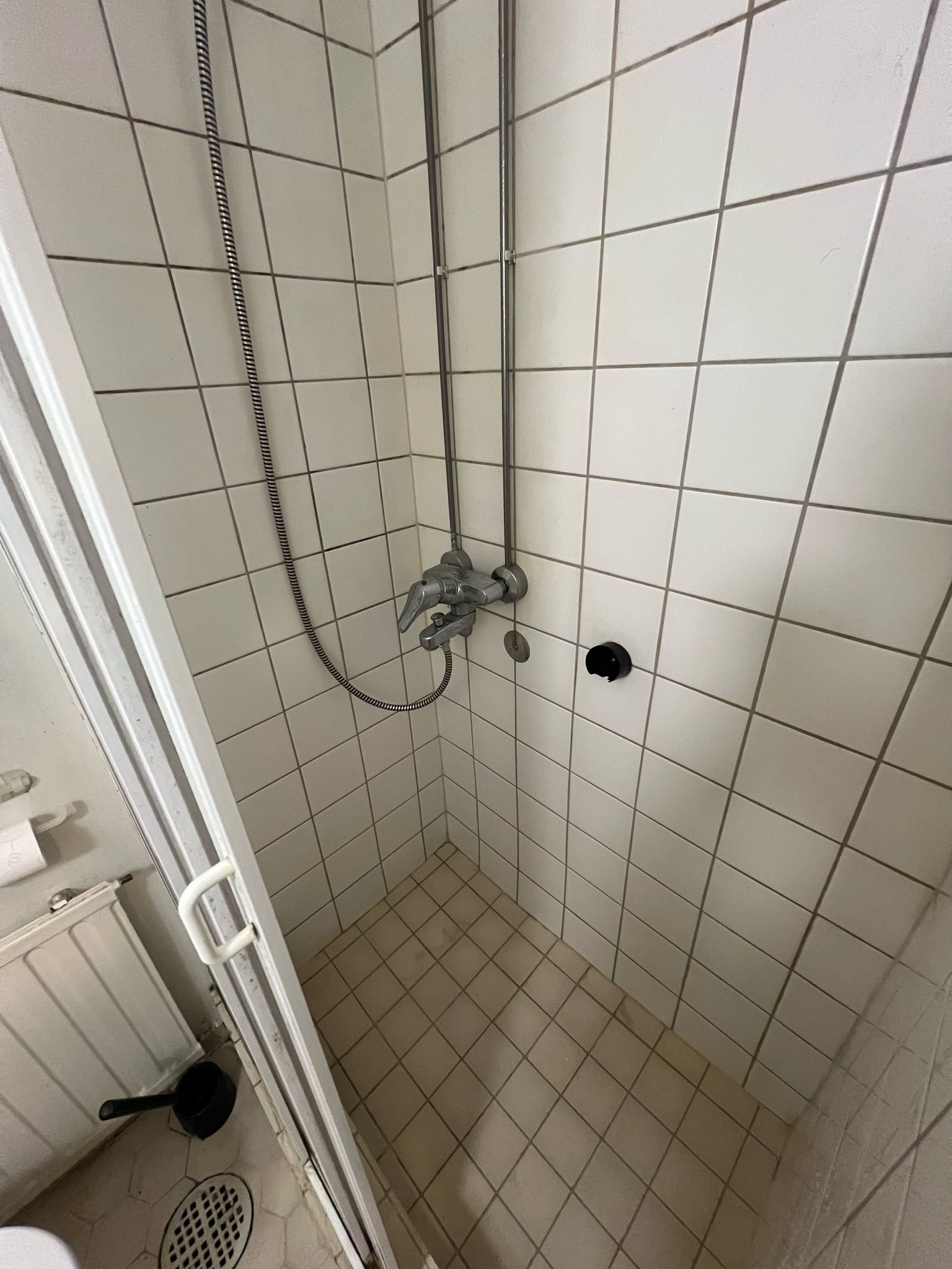 YKsiö uimahallin vierestä. 3