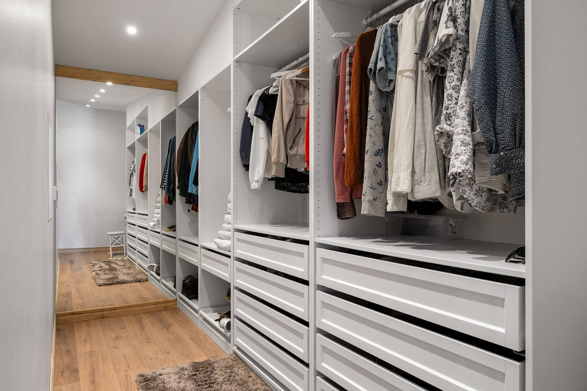 6 rok · 200 m² i Enköping – bild 3