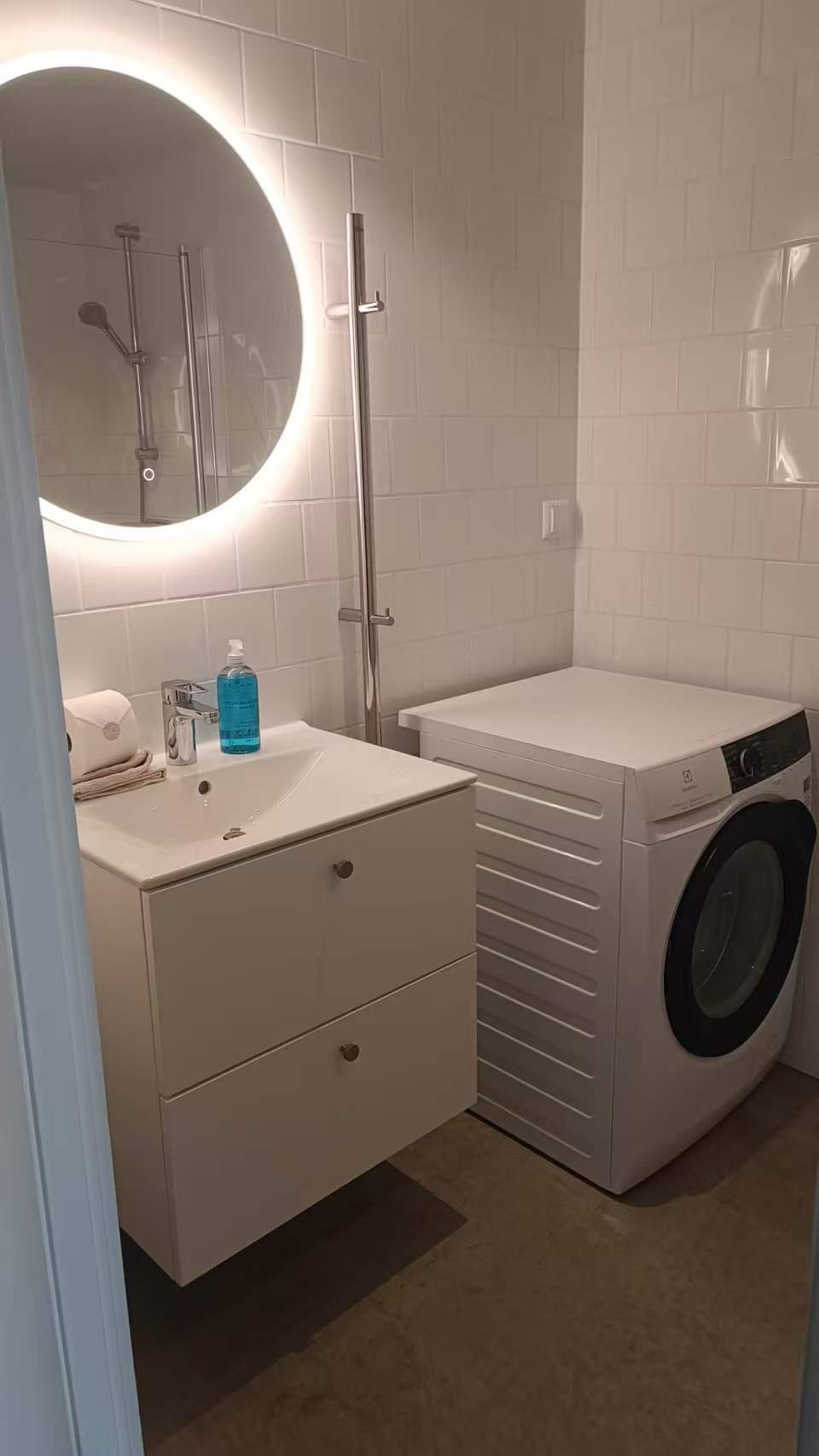 2 rok · 34 m² i Danderyd – bild 7