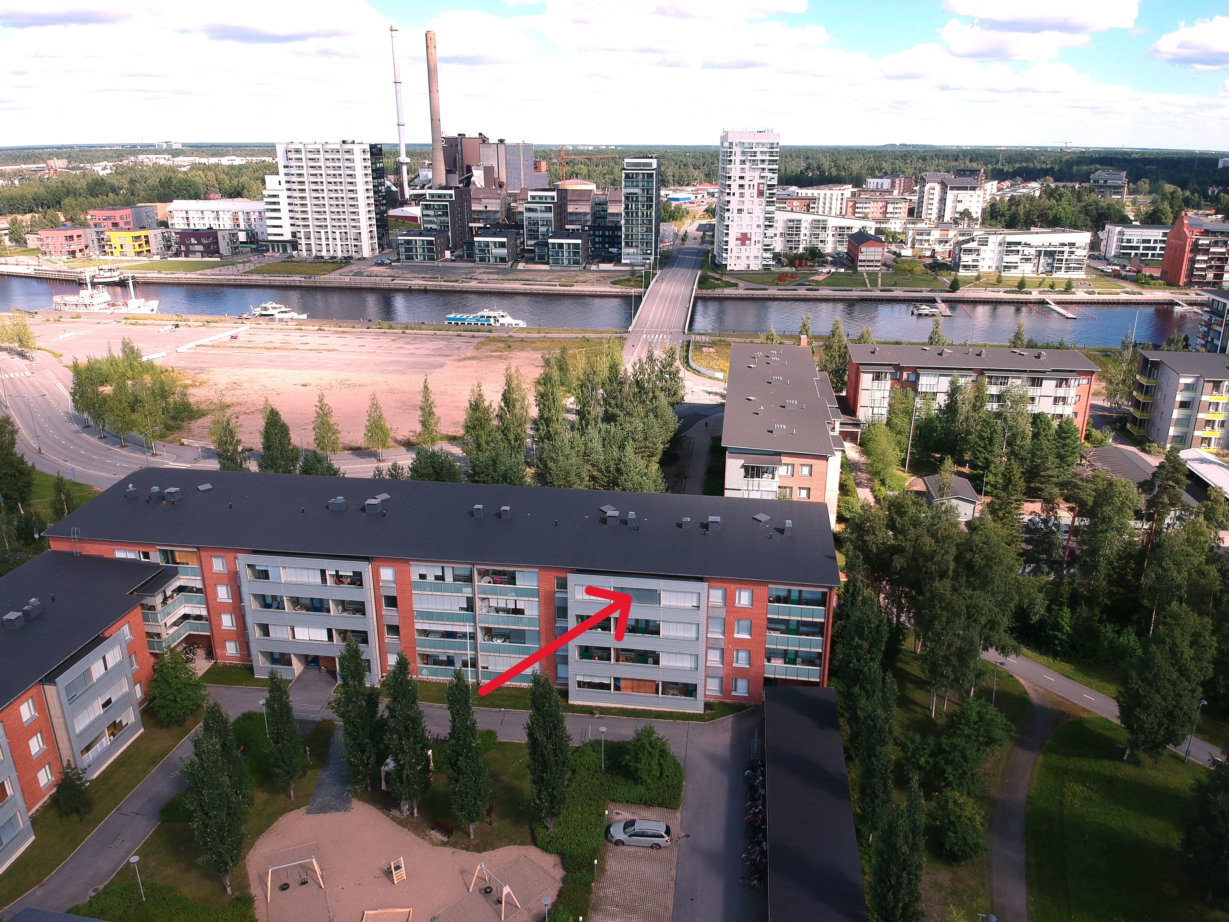Ylimmän kerroksen saunallinen yksiö Toppilansaaressa 1