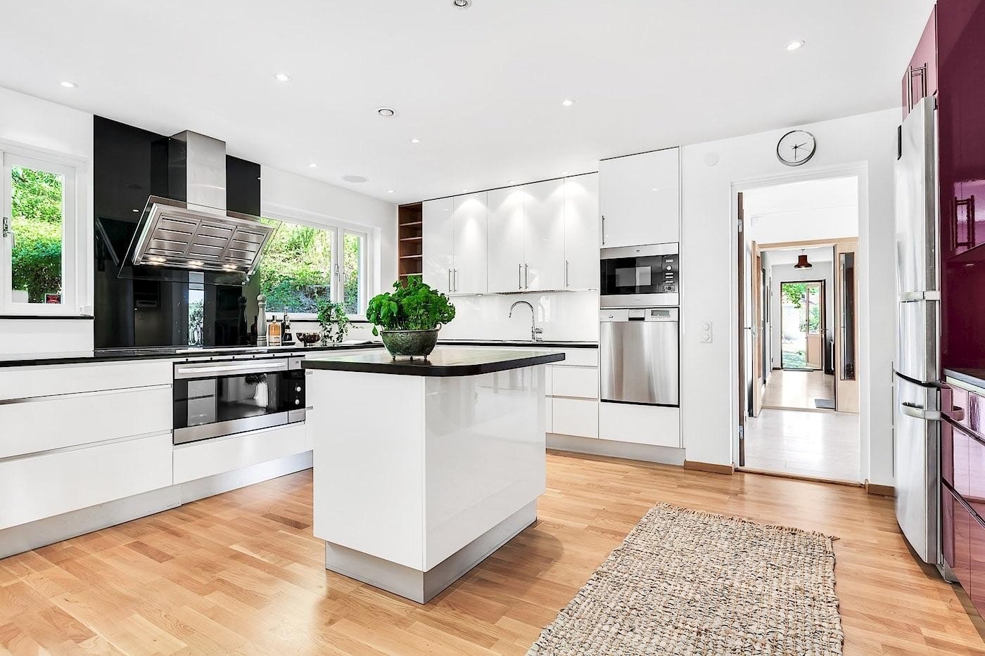 11 rok · 380 m² i Danderyd – bild 8