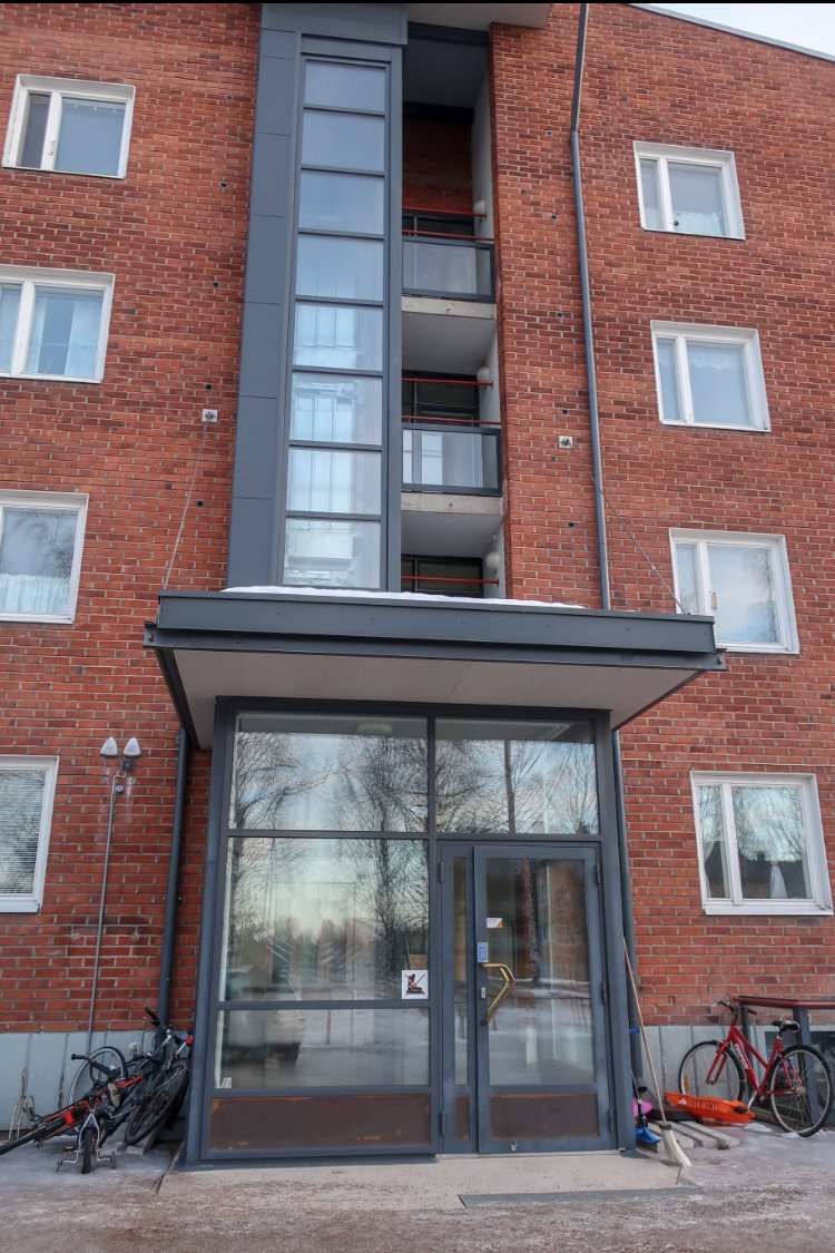 Hyväkuntoinen yksiö hyvällä sijainnilla 1