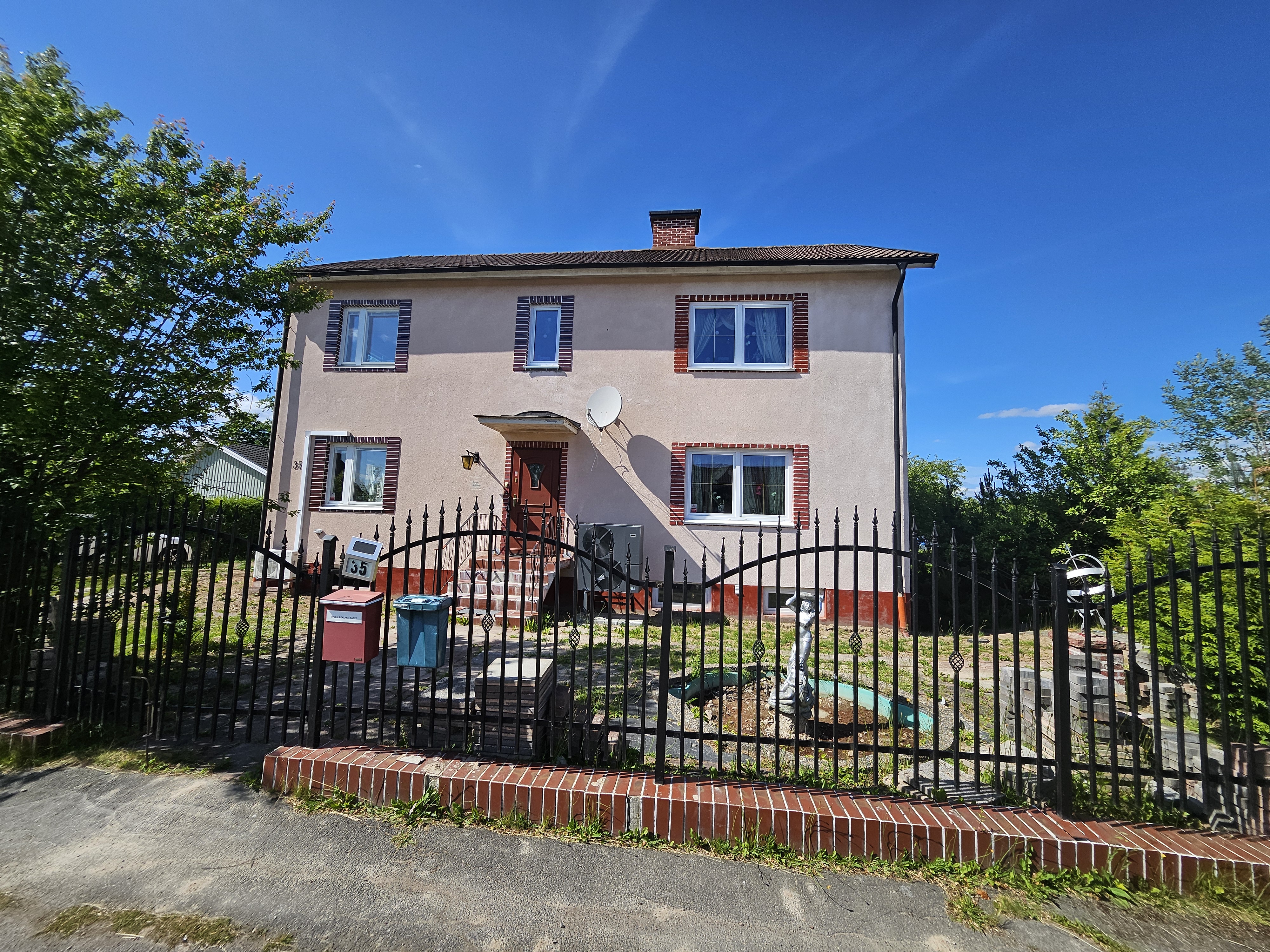 9 rok · 320 m² i Korsberga – bild 2