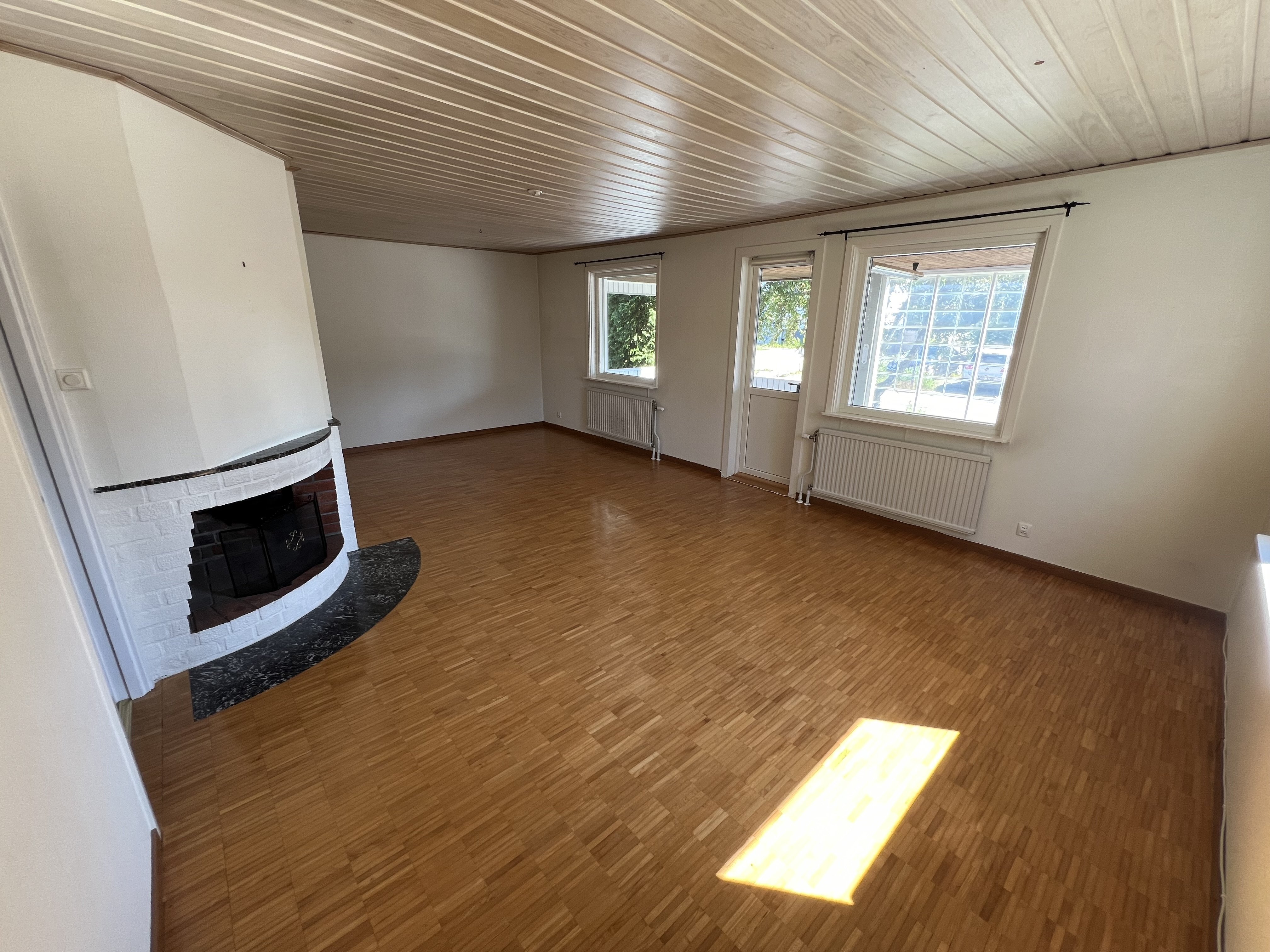 4 rok · 170 m² i Surahammar – bild 3