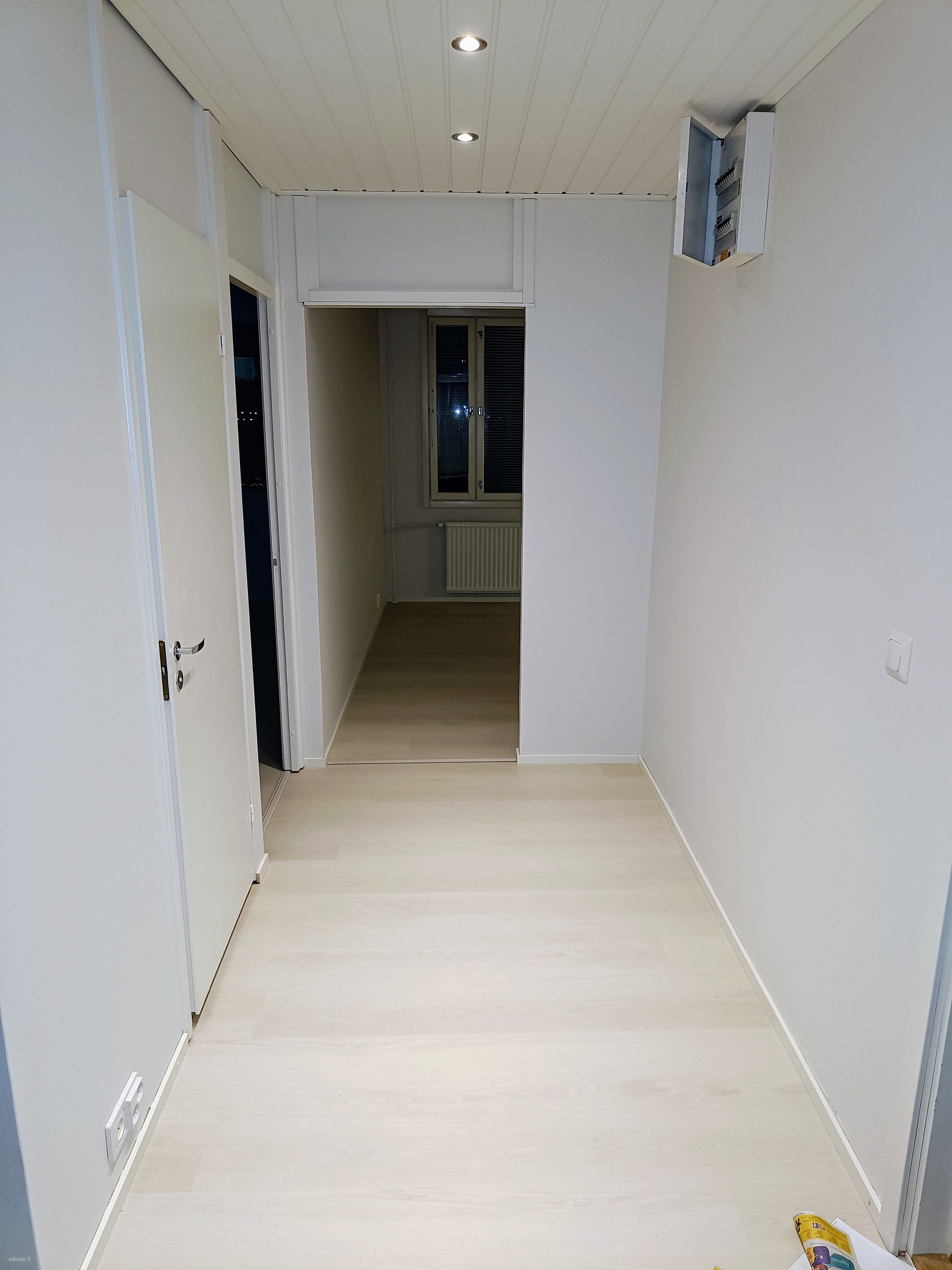 Hakunila / Vantaa siistikuntoinen 3h+k+PSH+lasitettu parveke, 79m2 4