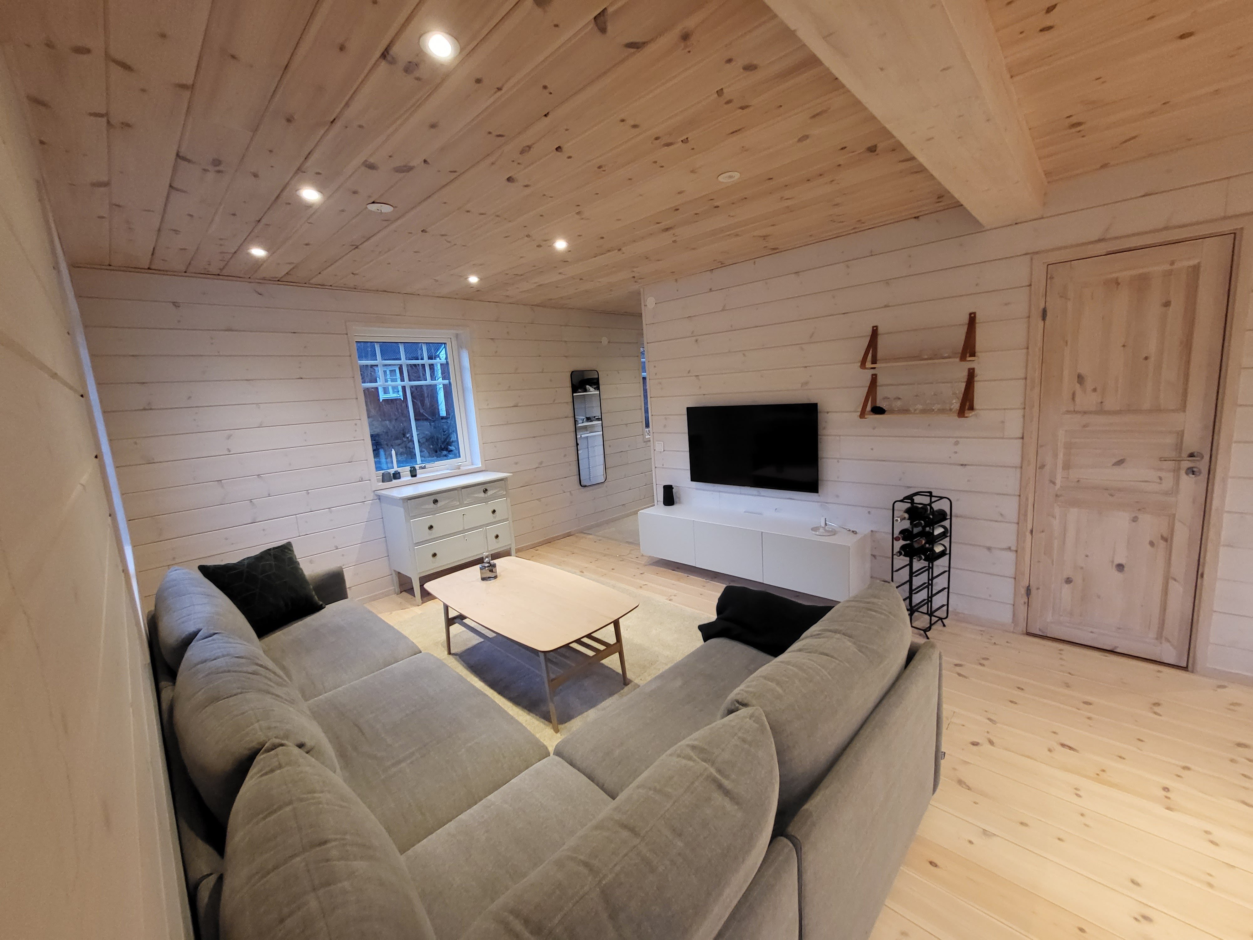 3 rok · 100 m² i Djurhamn – bild 2