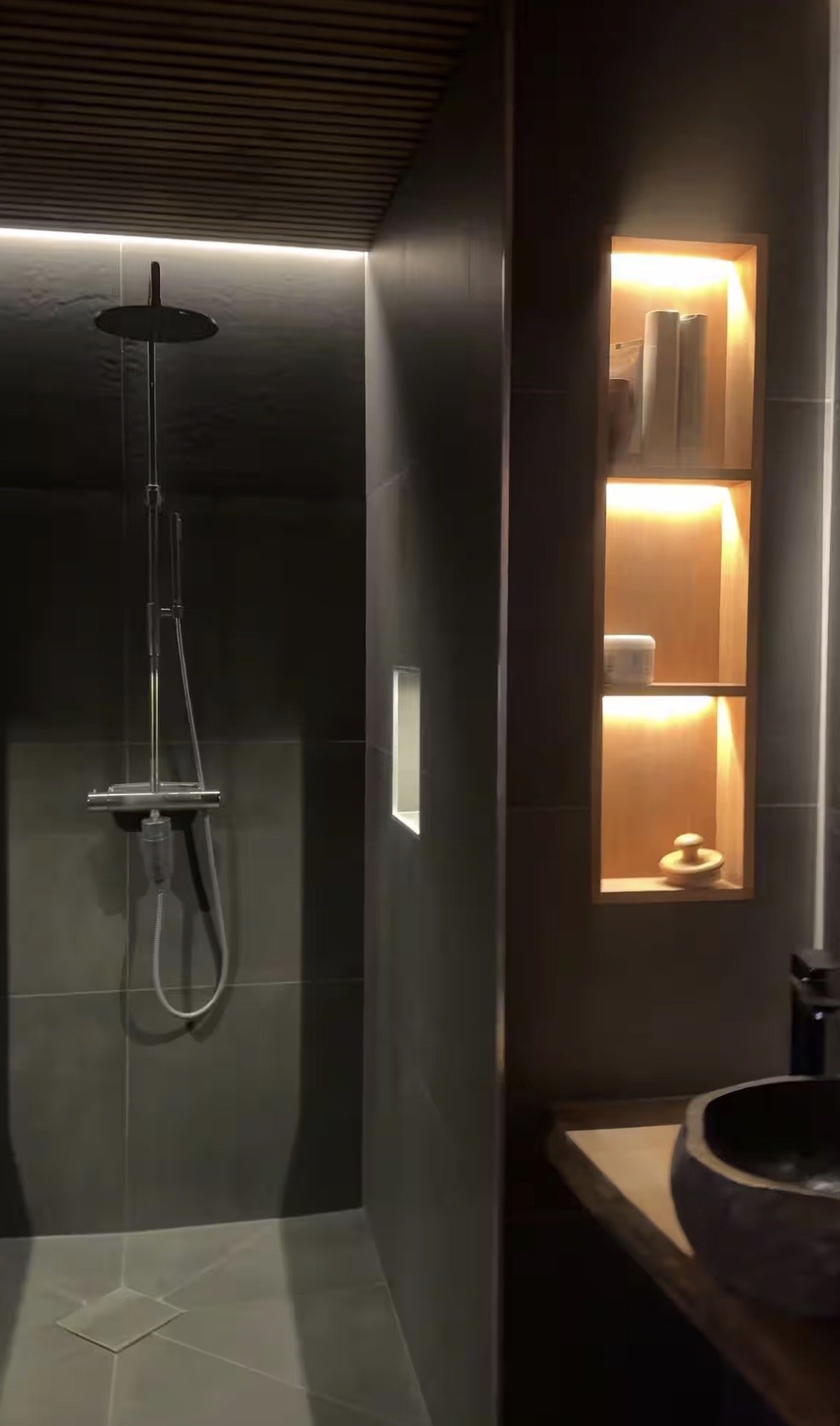 10 rok · 350 m² i Stora Skedvi – bild 5