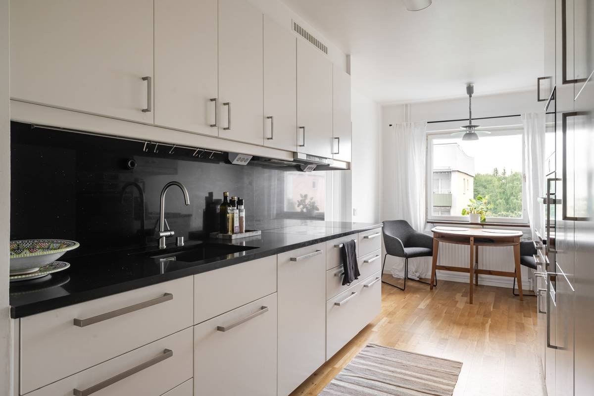Lägenhet, 4 rooms, 83 sqm, Huddinge