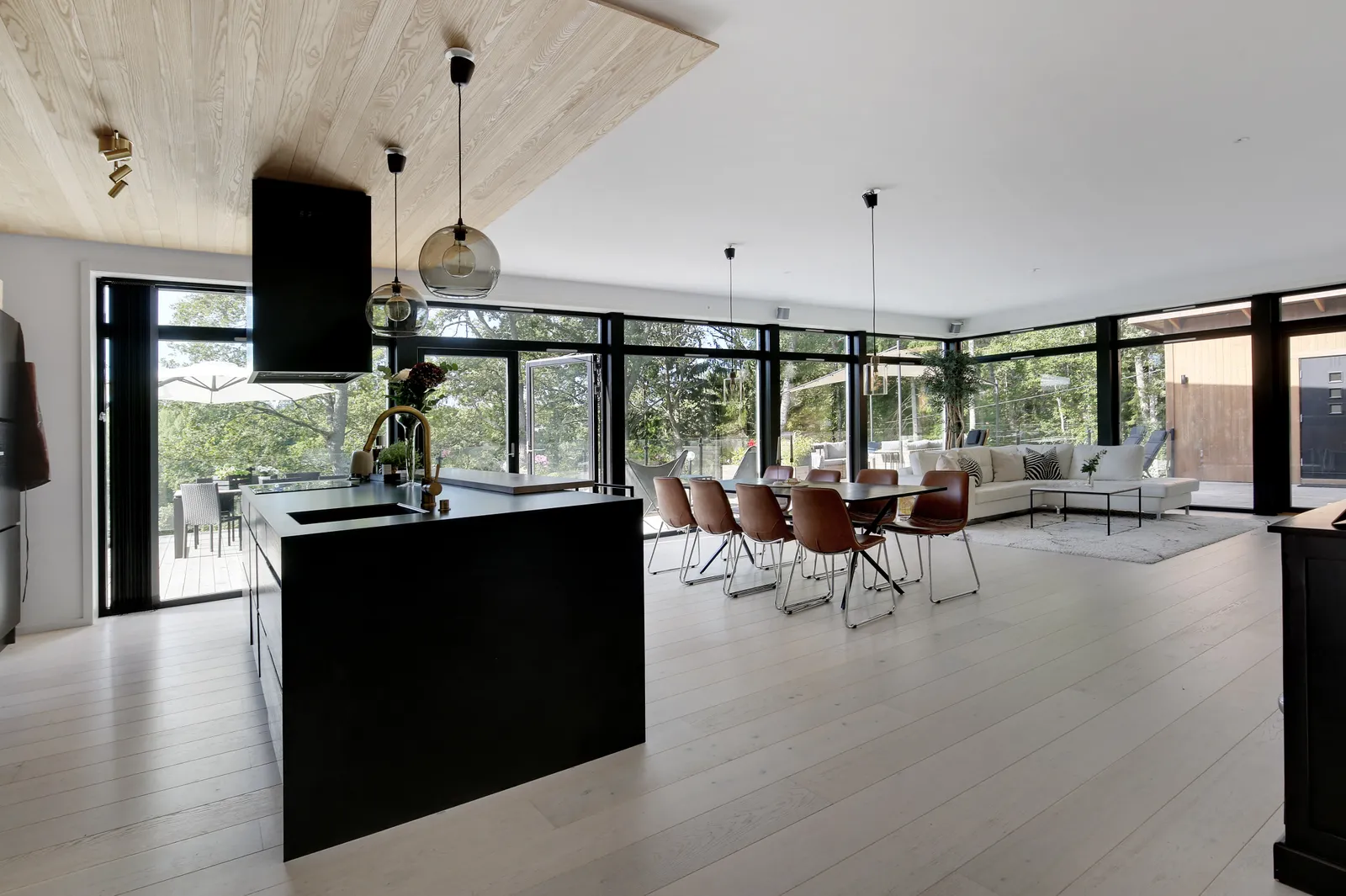 7 rok · 185 m² i Värmdö – bild 2