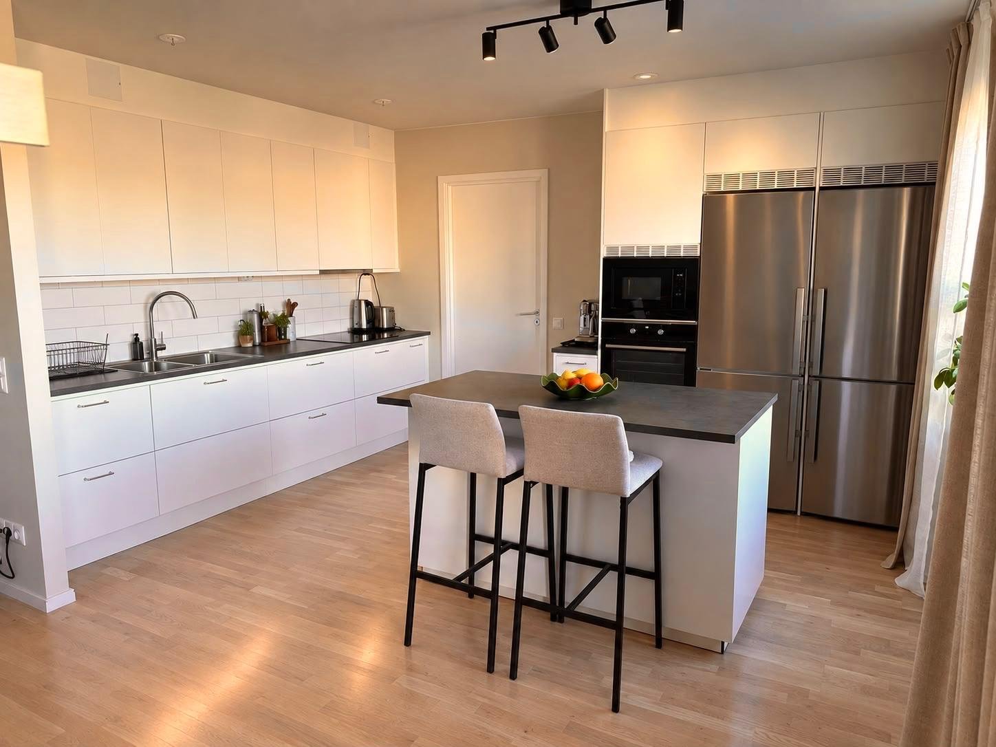 3 rok · 86 m² i Bromma – bild 2