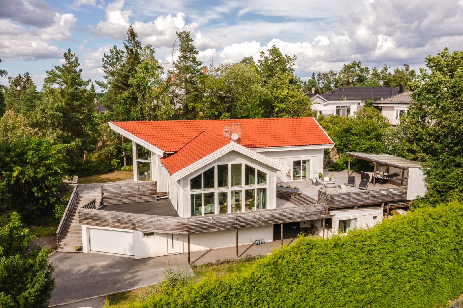 6 rok · 311 m² i Rönninge – bild 2