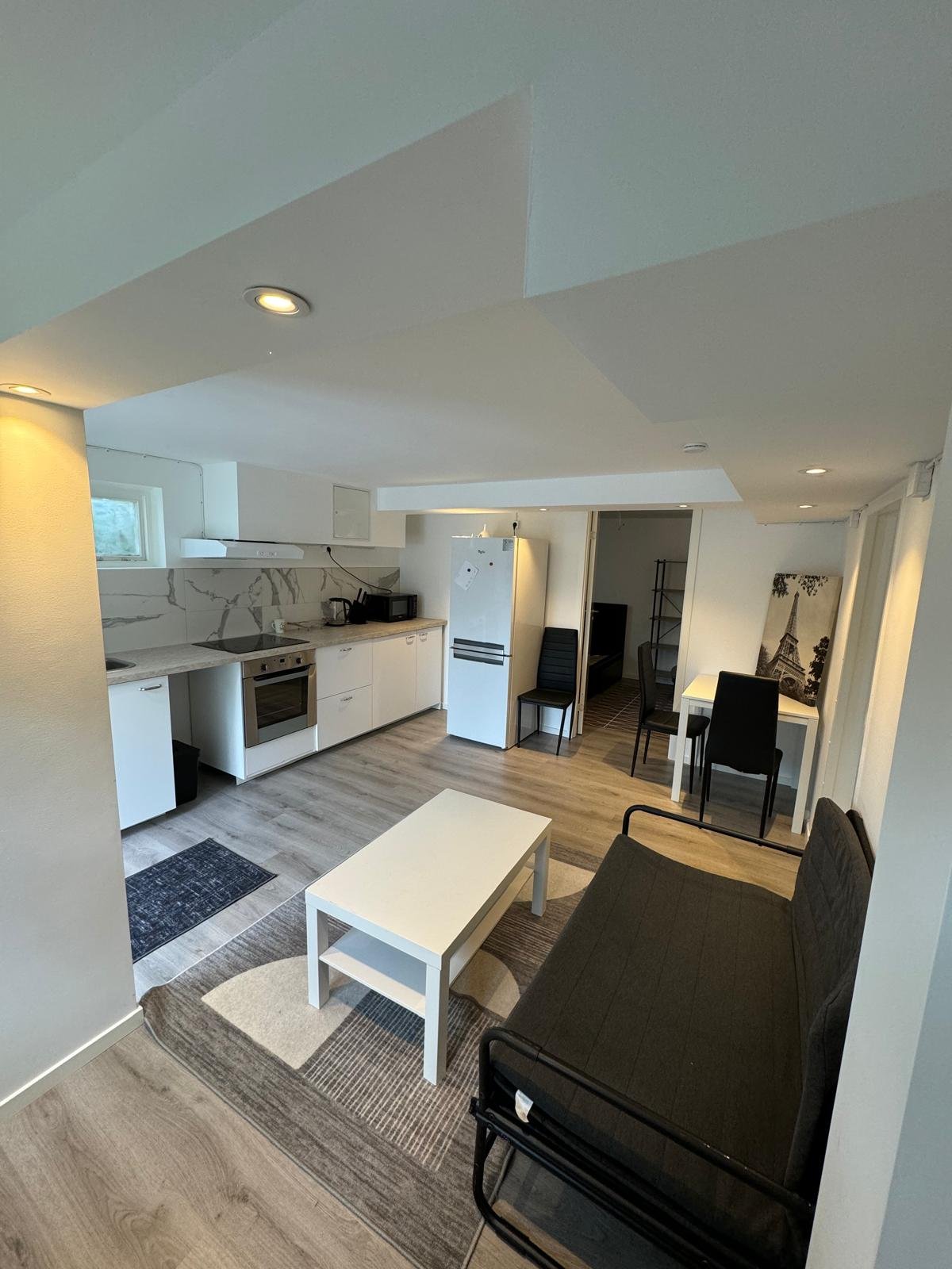 2 rok · 45 m² i Huddinge – bild 3