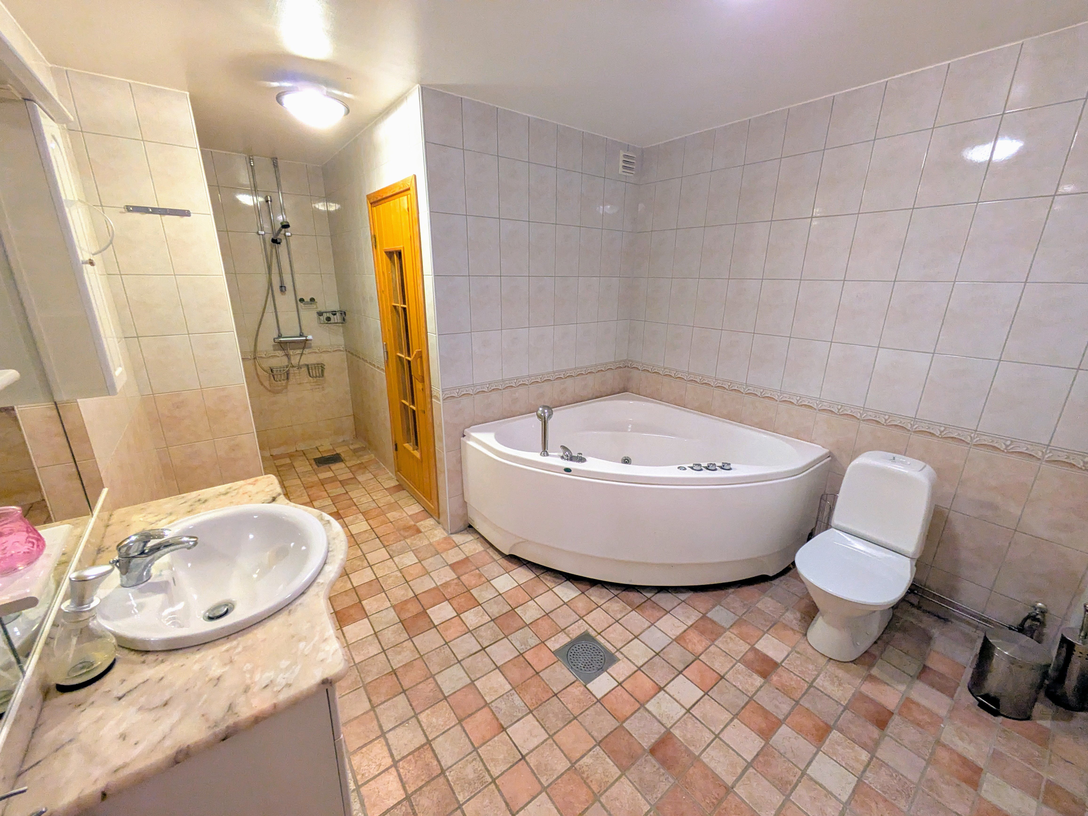 7 rok · 200 m² i Härryda – bild 14