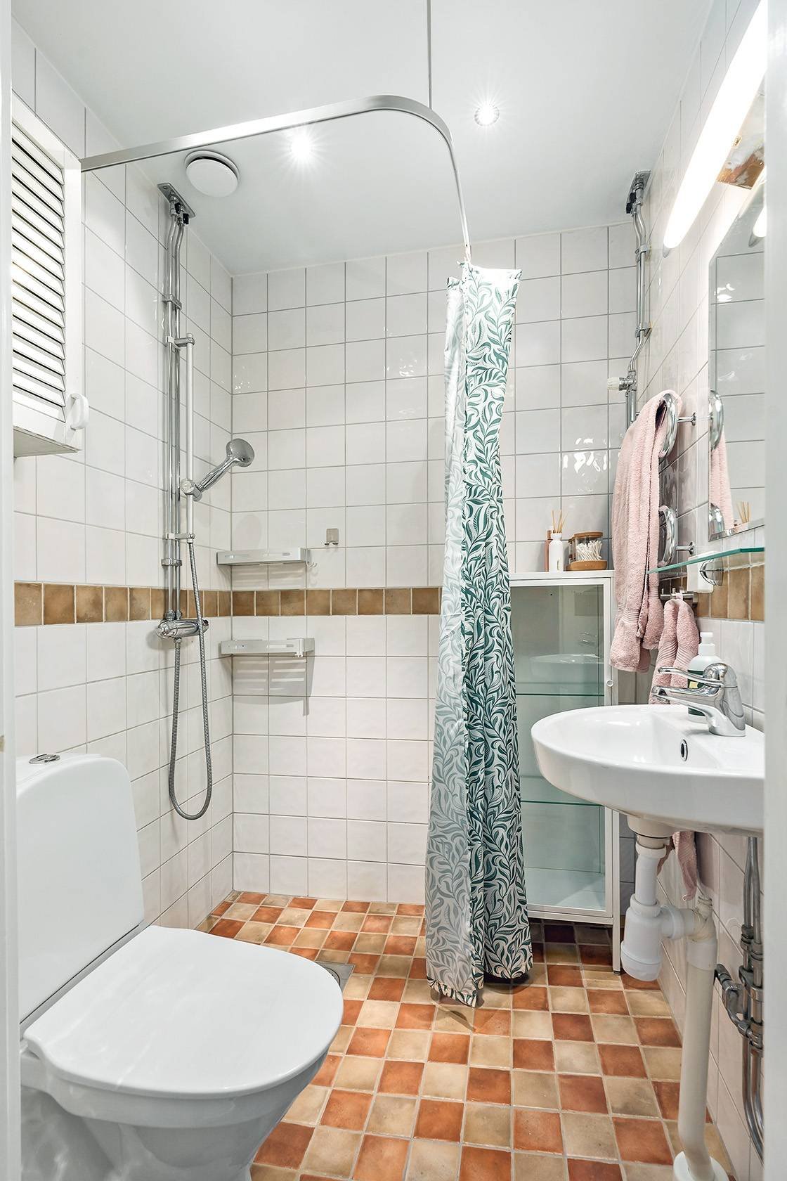 1 rok · 42 m² i Södertälje – bild 6