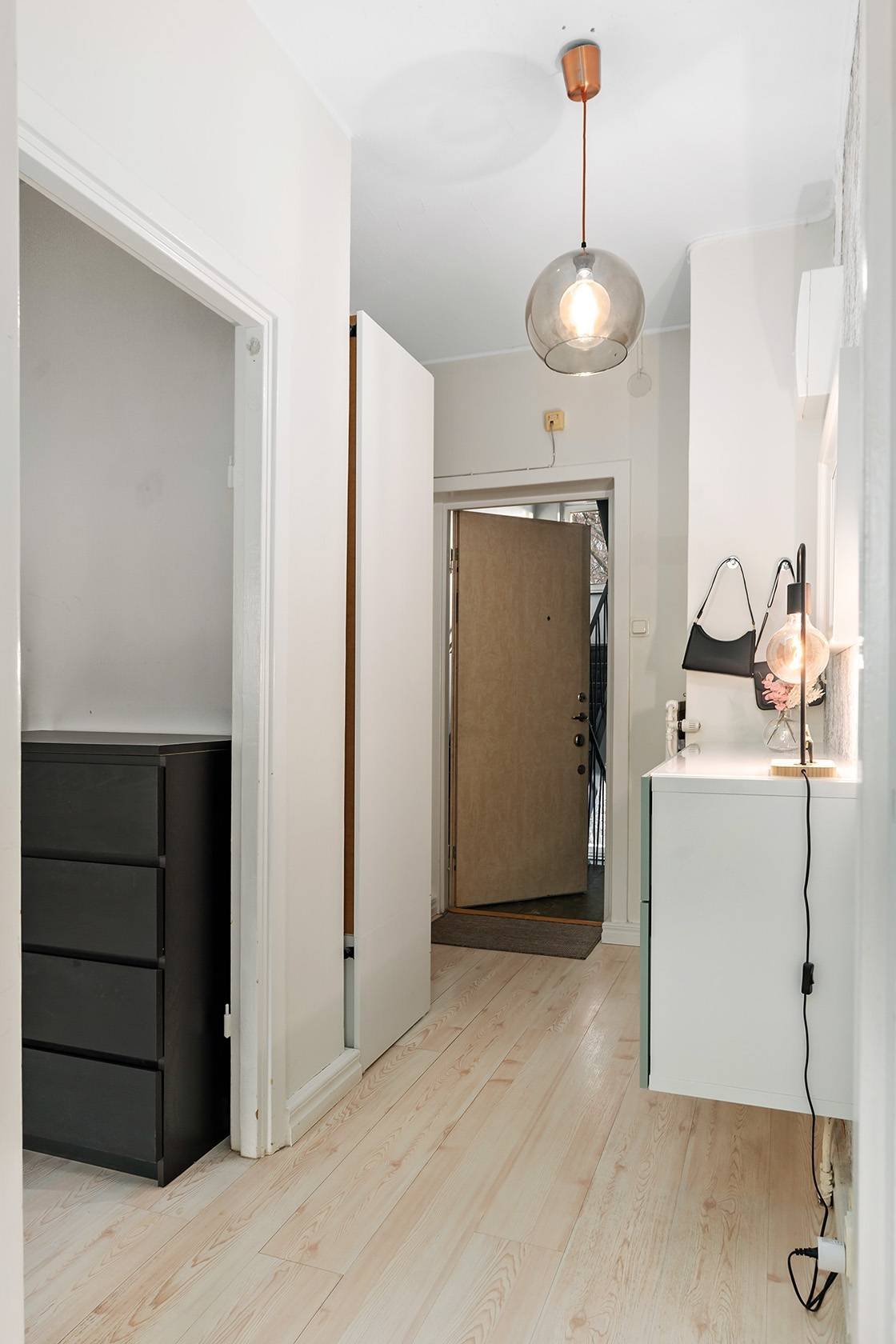 1 rok · 42 m² i Södertälje – bild 3