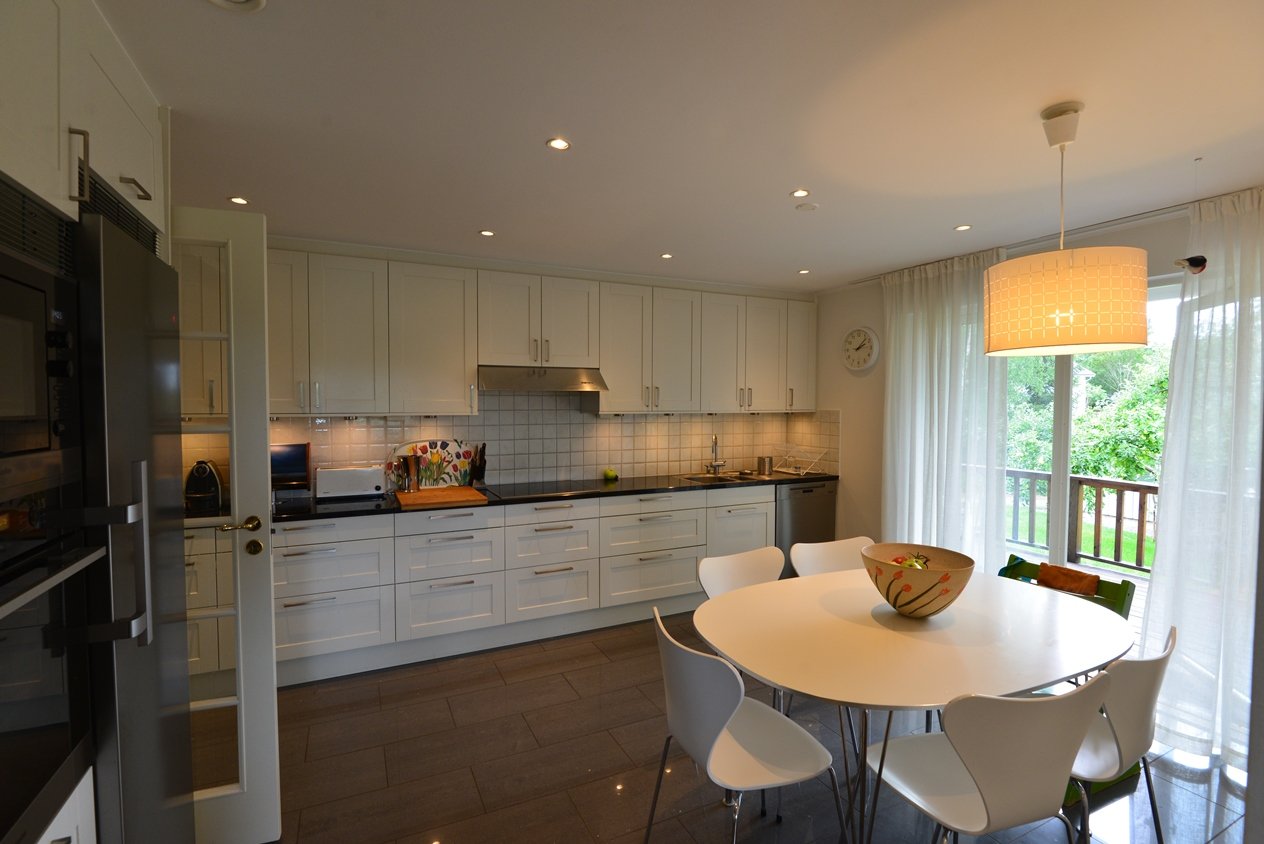 7 rok · 174 m² i Täby – bild 2