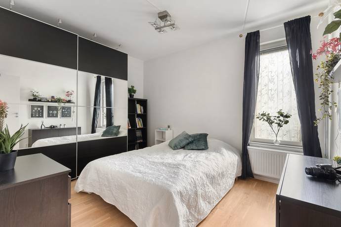 1 rok · 12 m² i Hässelby