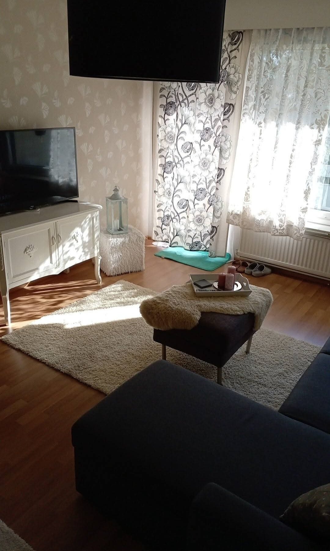 Tilava läpitalon kaksio 5