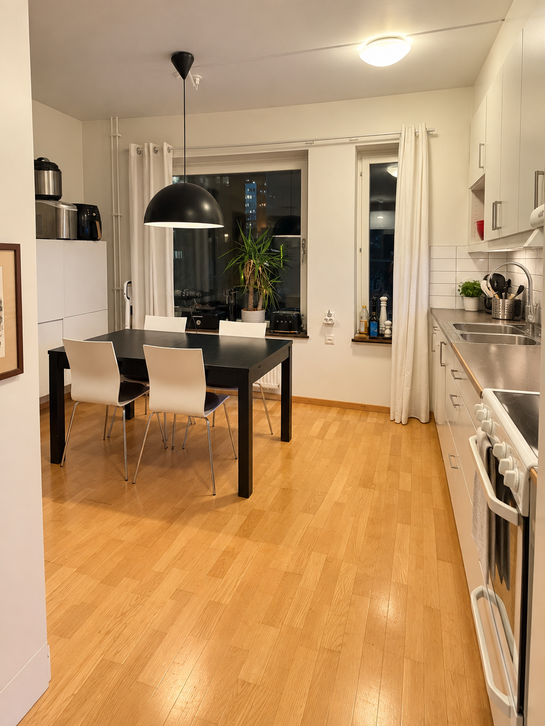 3 rok · 83 m² i Bromma – bild 2