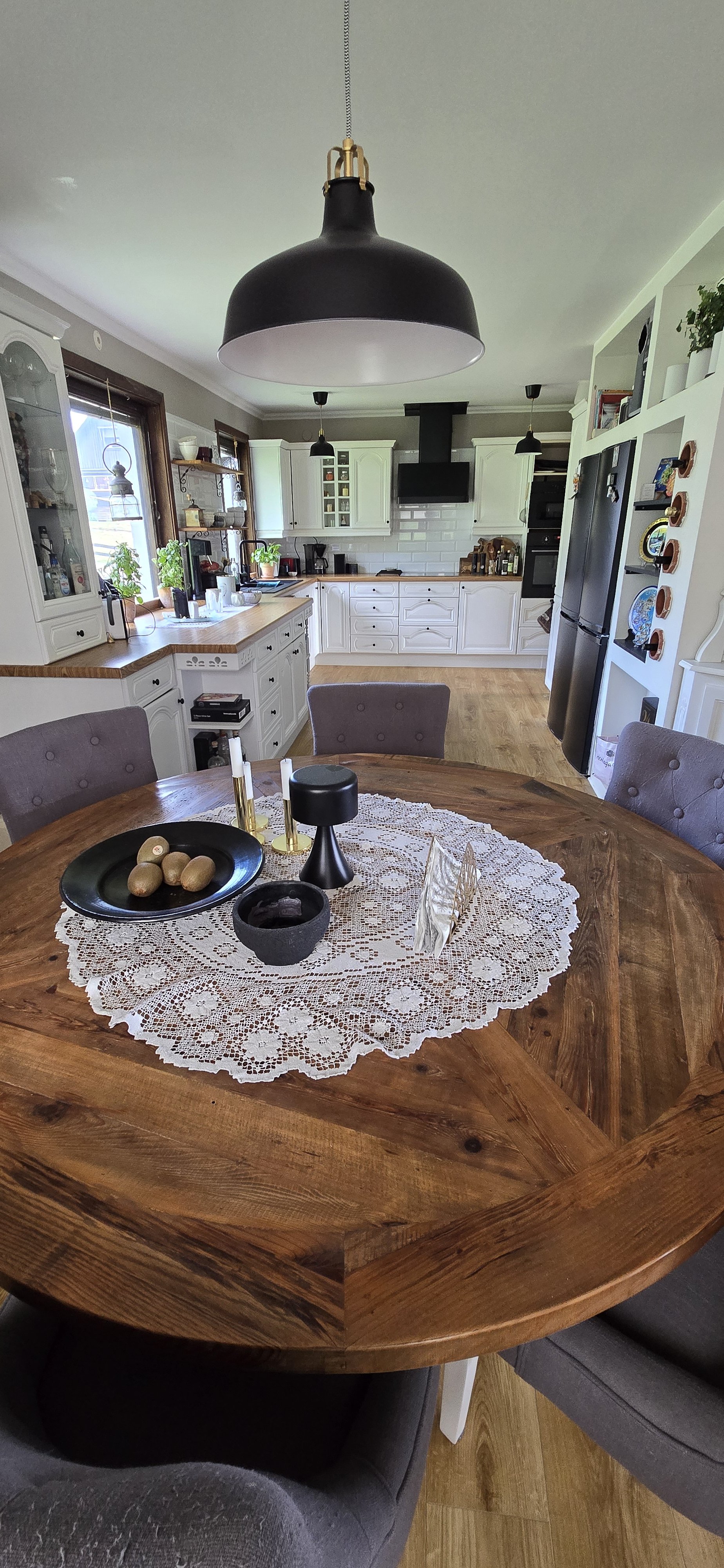 6 rok · 289 m² i Kinna – bild 4
