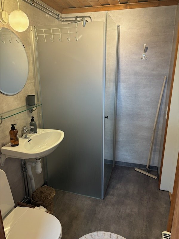 2 rok · 50 m² i Docksta – bild 6