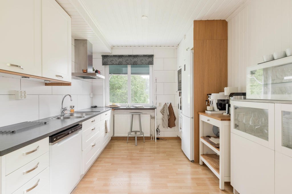 8 rok · 200 m² i Jönköping – bild 11