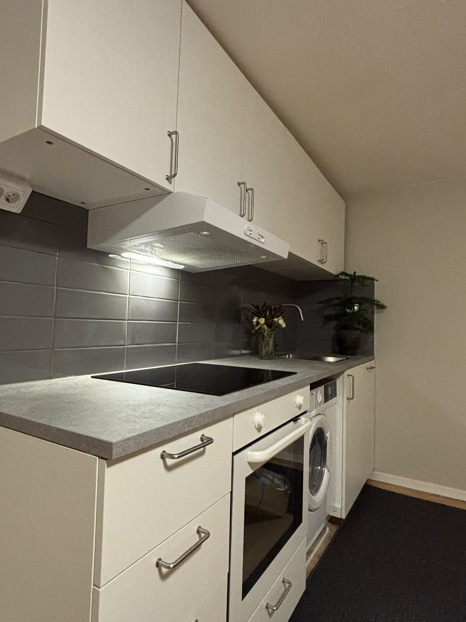 2 rok · 32 m² i Skärholmen – bild 5