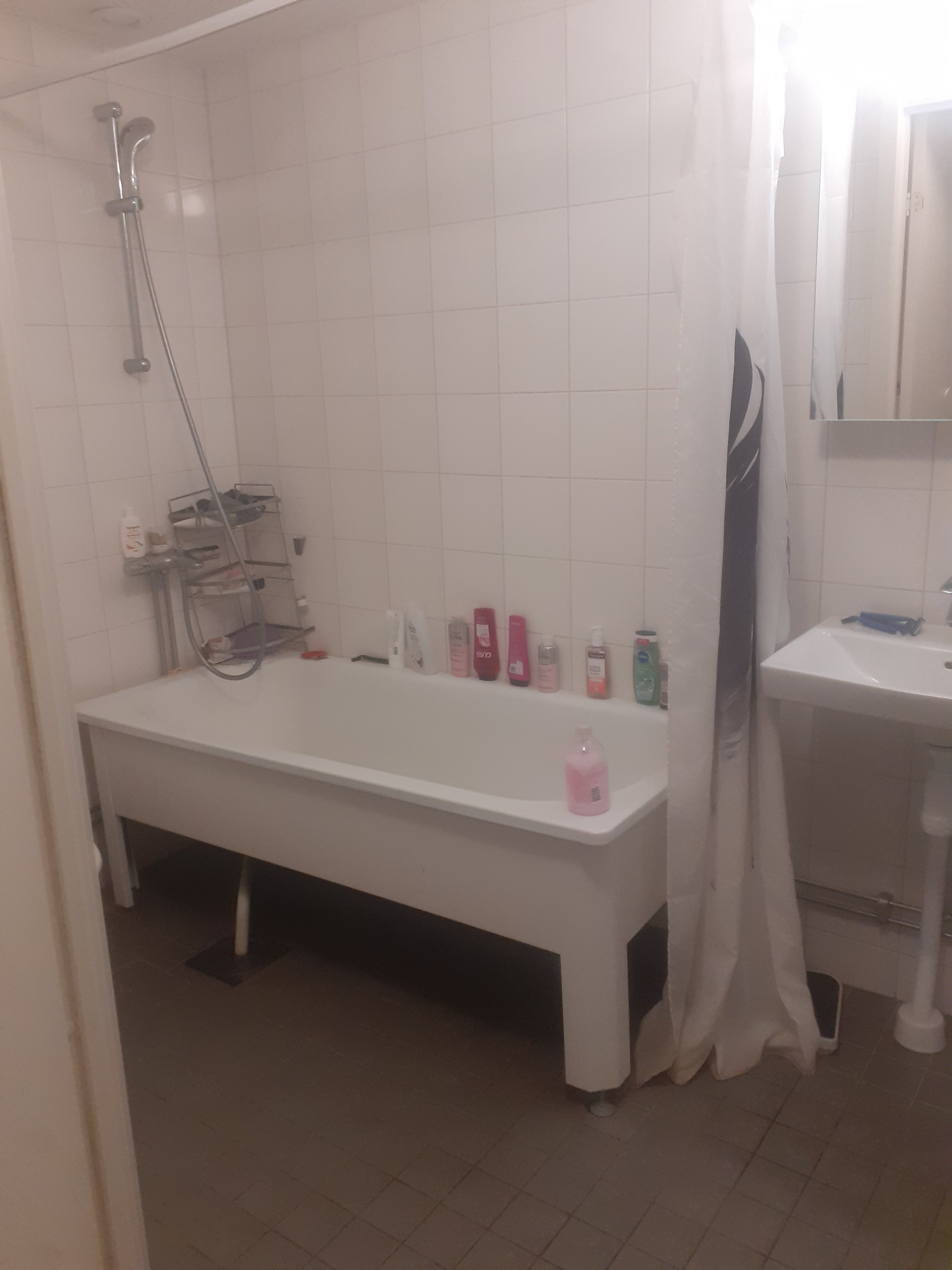 1 rok · 20 m² i Tumba – bild 9