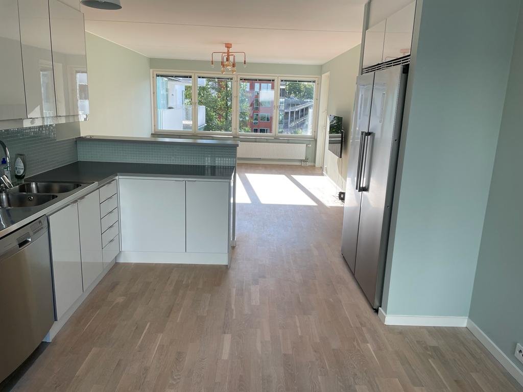 5 rok · 105 m² i Sundbyberg – bild 3
