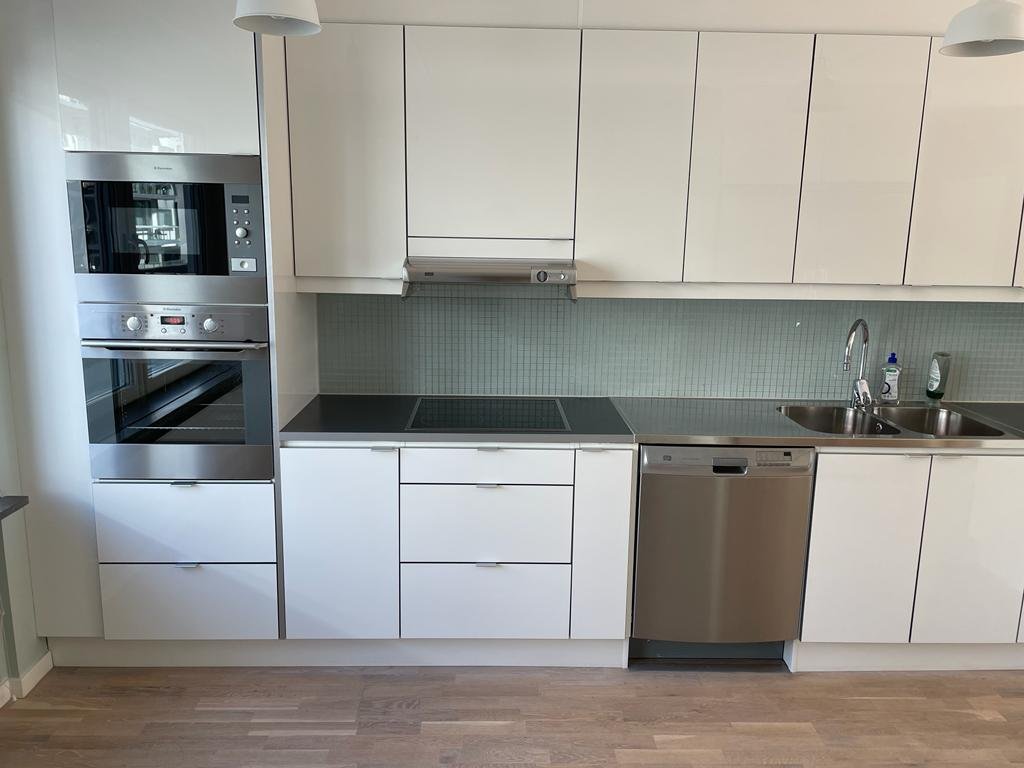 5 rok · 105 m² i Sundbyberg – bild 4