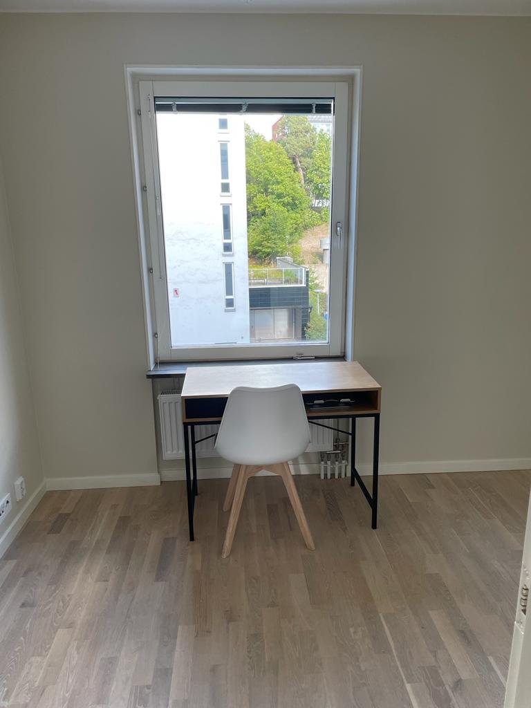 5 rok · 105 m² i Sundbyberg – bild 7