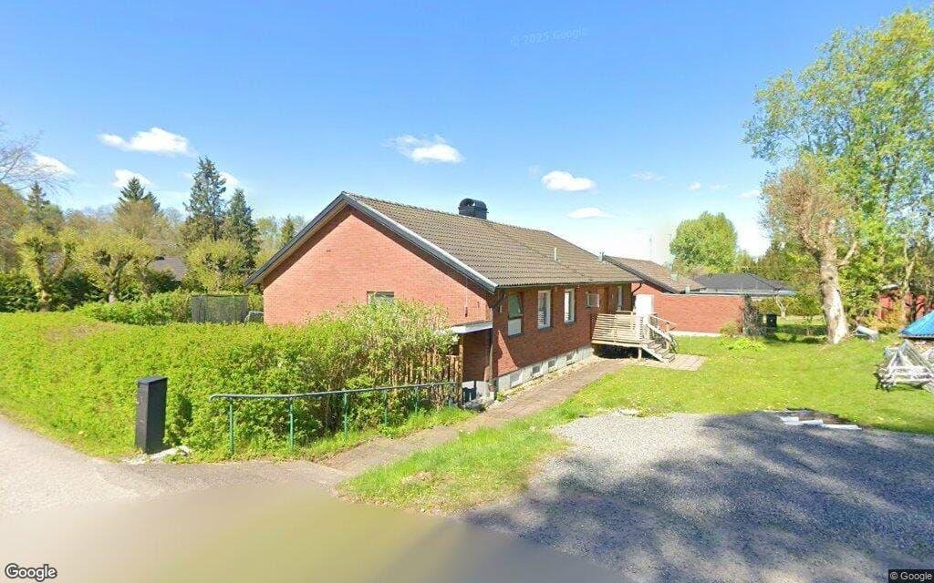 Villa/Hus, 4 rooms, 140 sqm, Floda