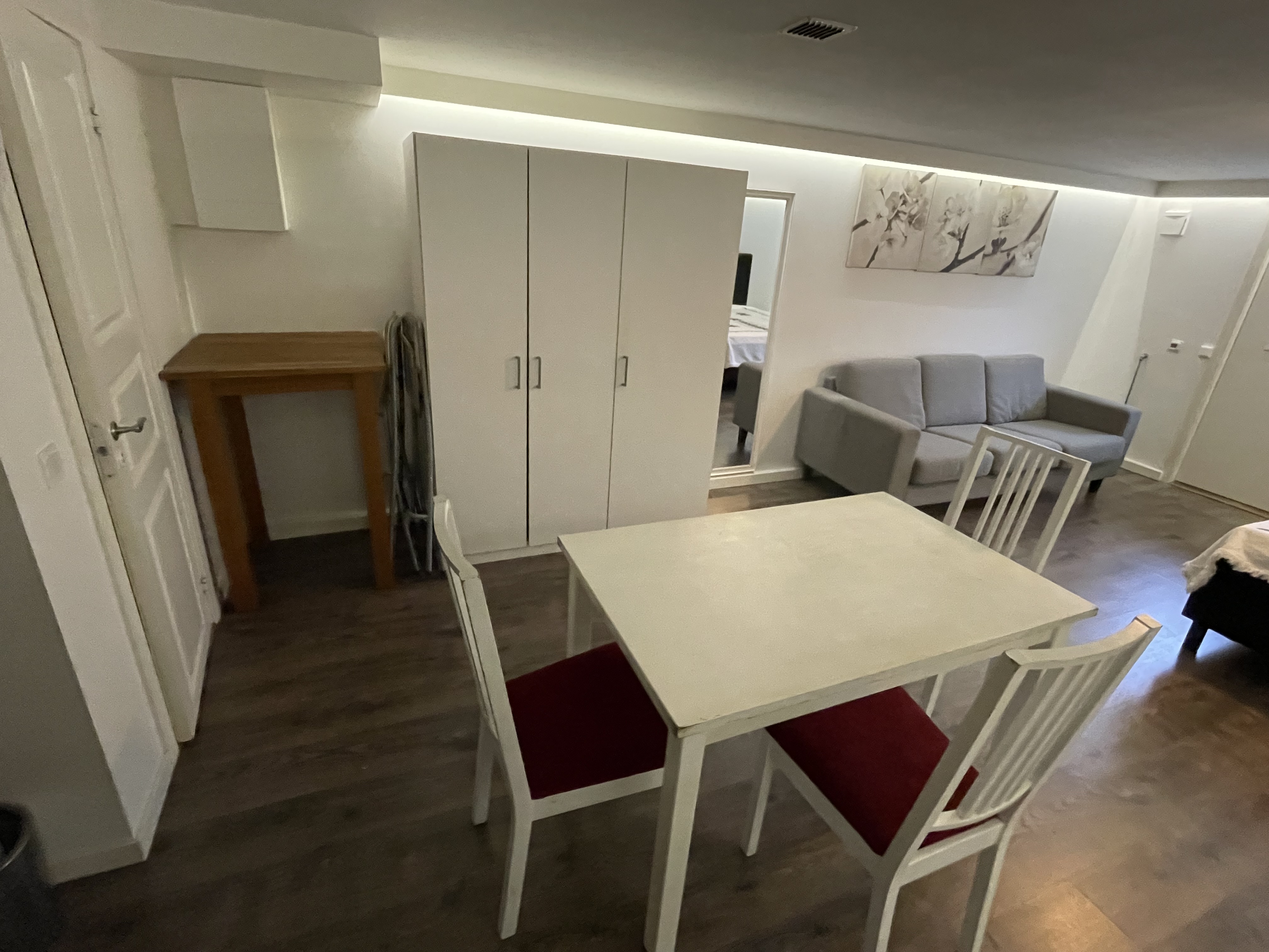 1 rok · 54 m² i Skärholmen – bild 2