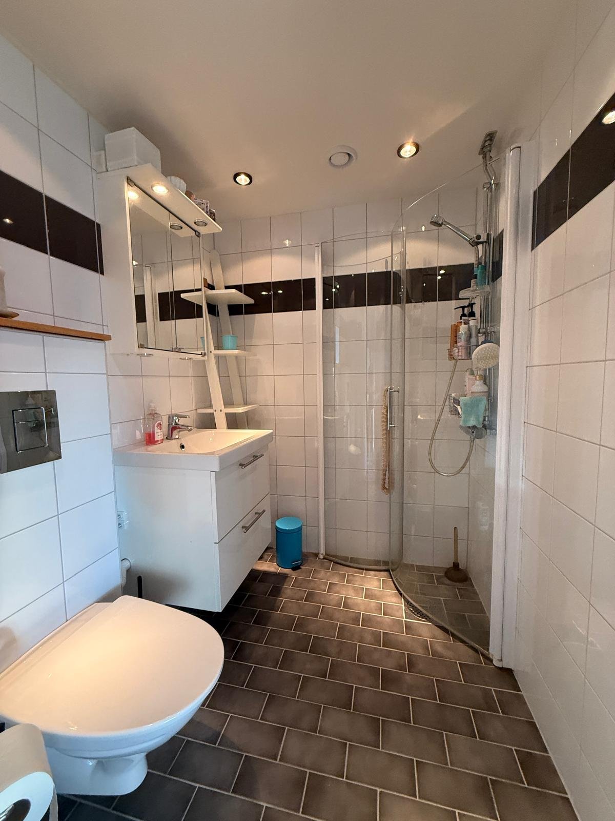 2 rok · 60 m² i Upplands Väsby – bild 5
