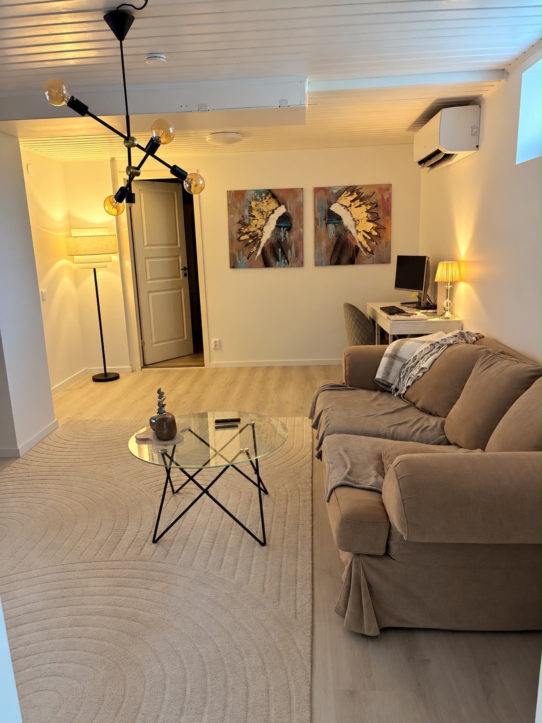 3 rok · 90 m² i Uttran
