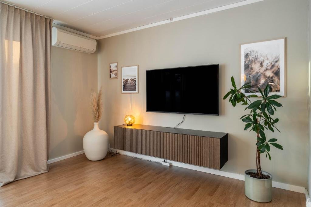 Hus – Örnsköldsvik, Svedjeholmen - Bild 5