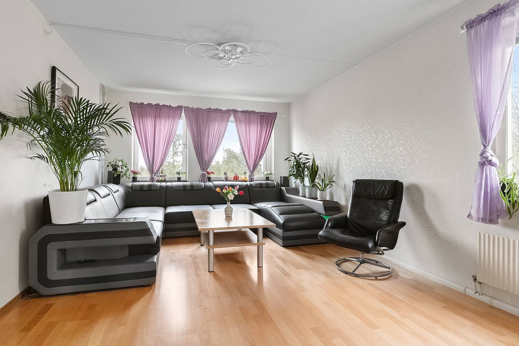 Lägenhet, 3 rooms, 80 sqm, Kista