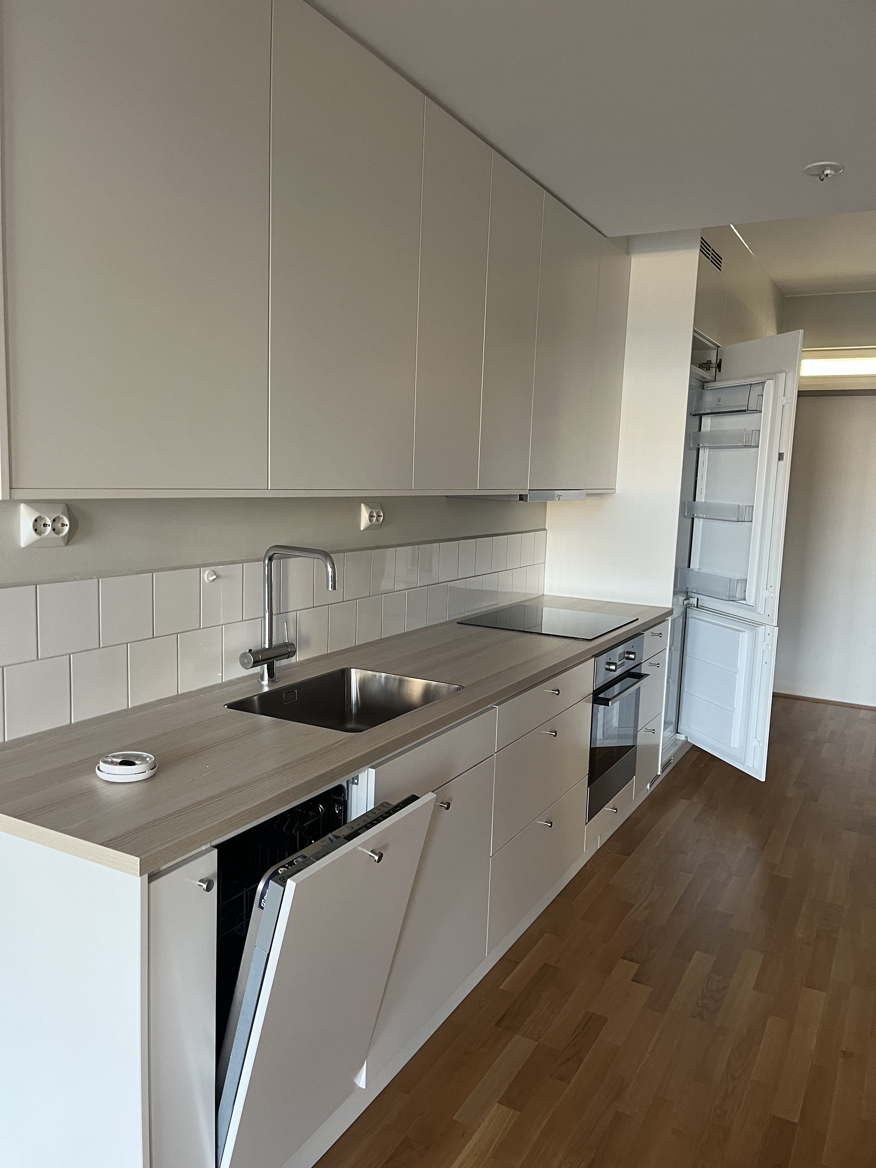 2 rum och kök, Hägersten — 15 400 kr/mån — bild 3