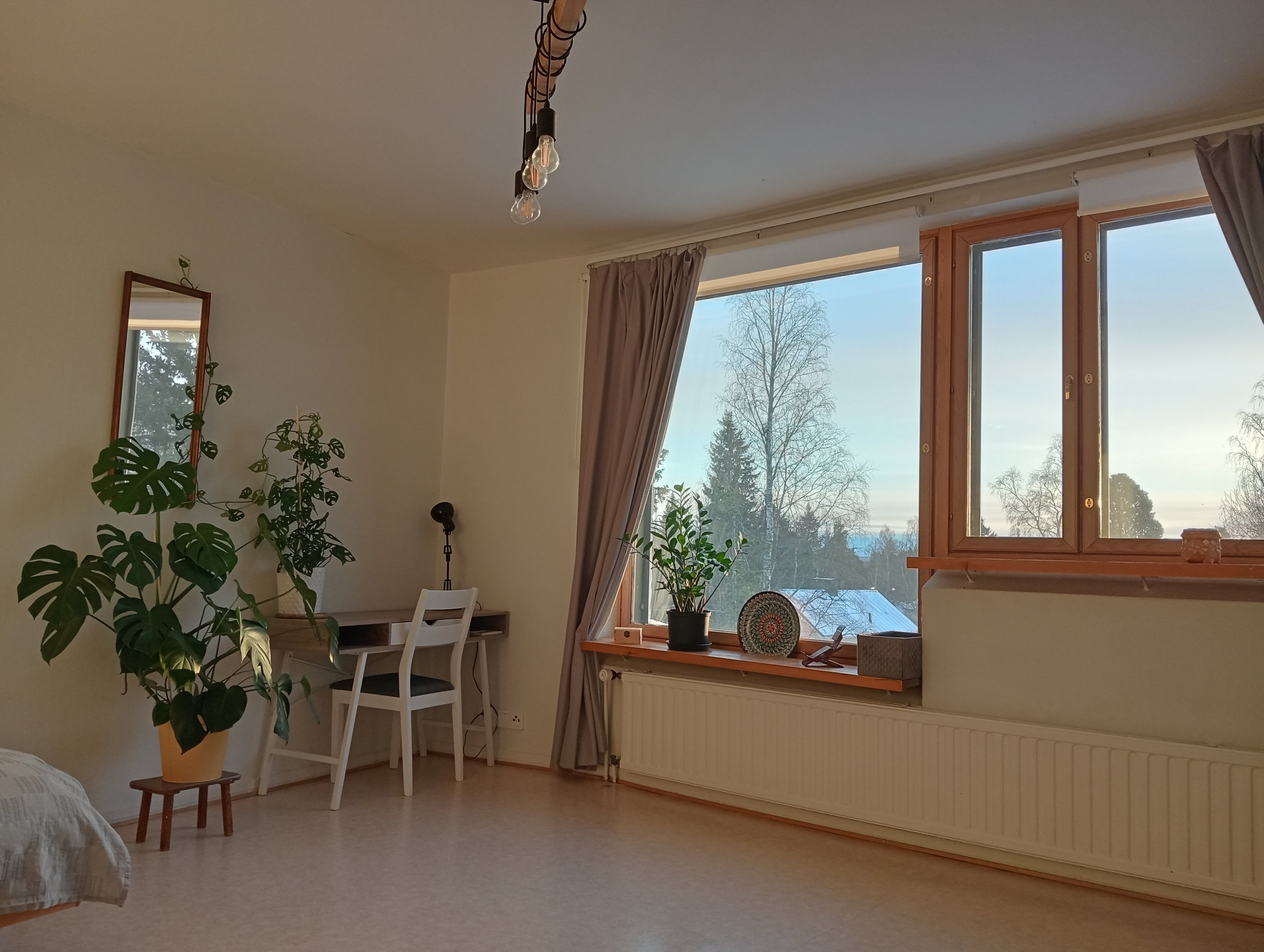 Furnished Studio – Available for Monthly Rent 1