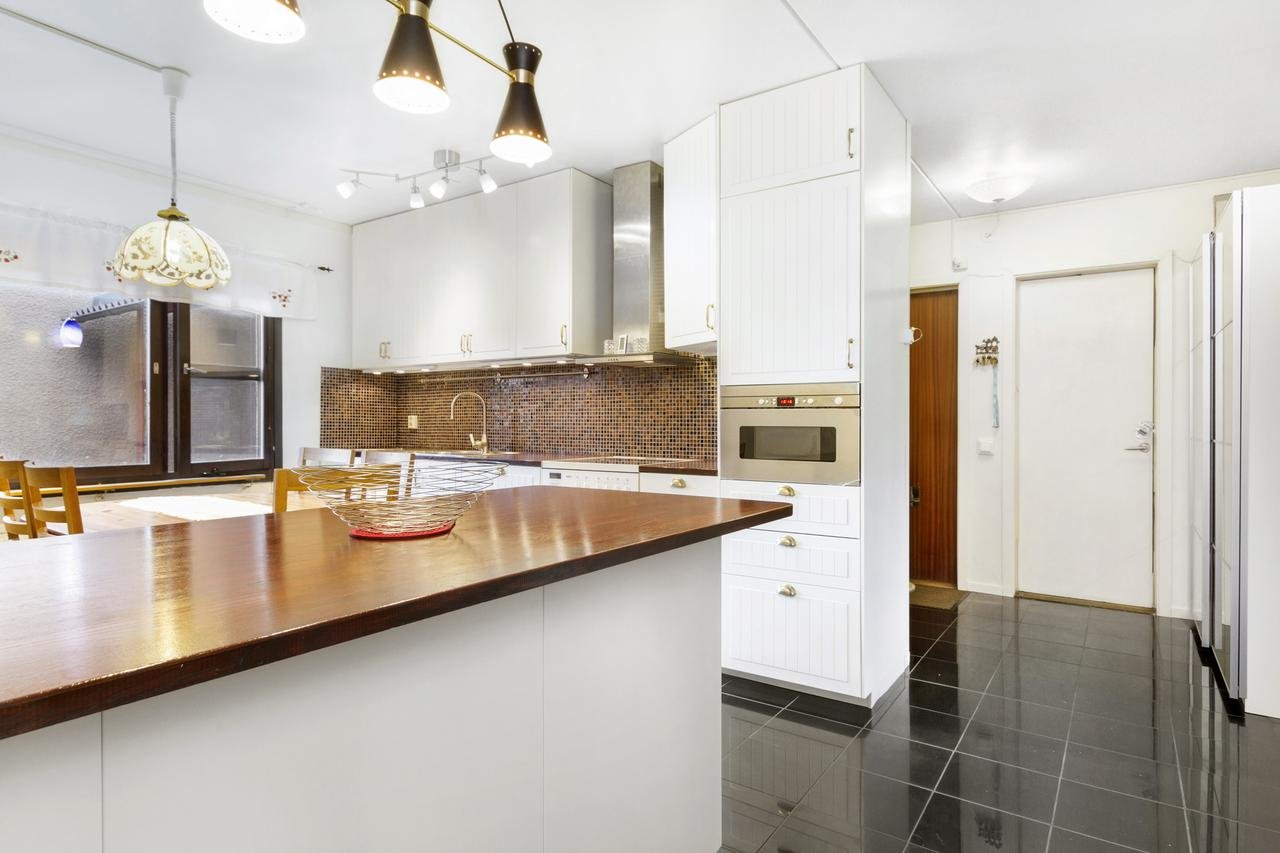 Lägenhet, 4 rooms, 80 sqm, Kista