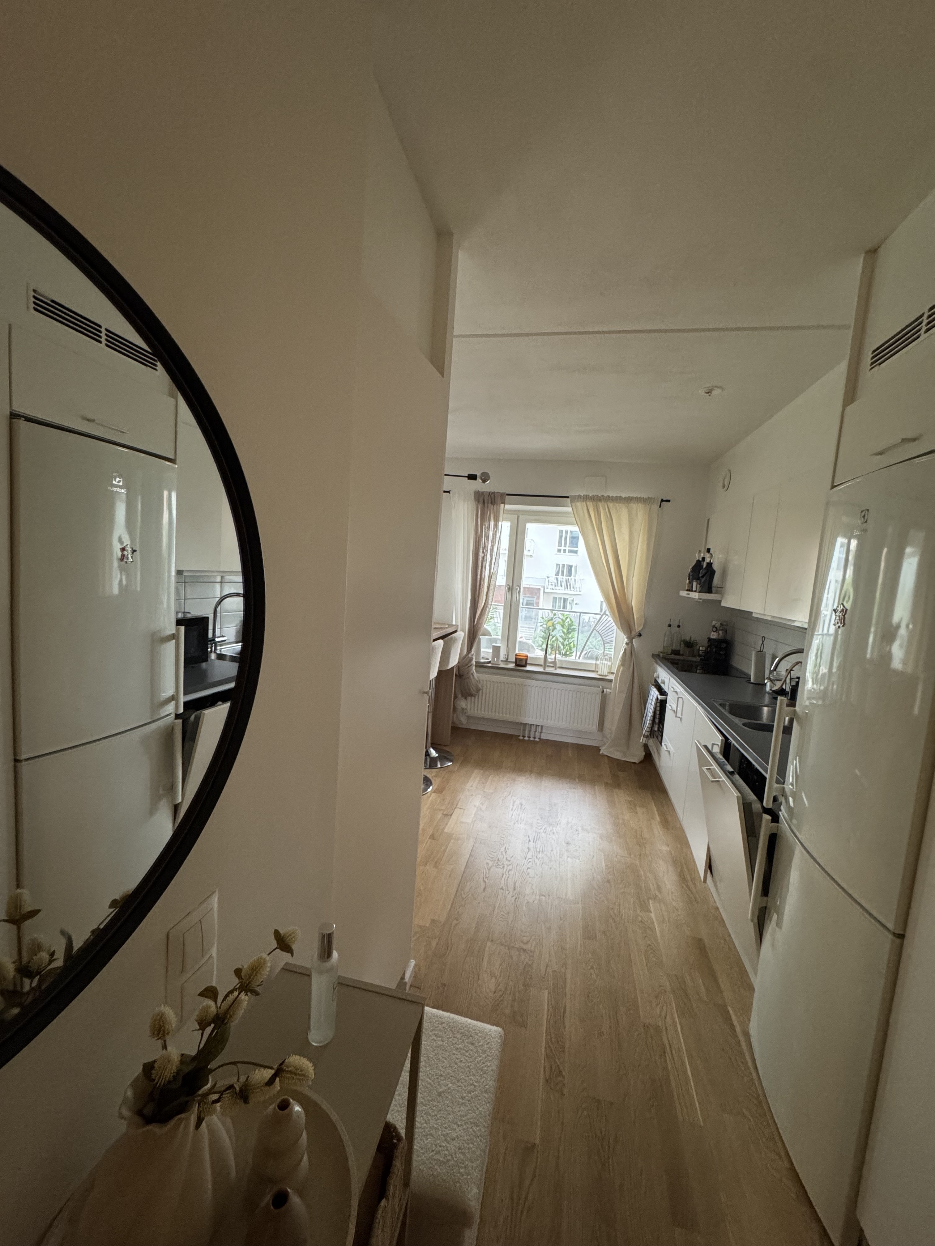 Lägenhet – Stockholm, Rinkebyterassen, Rinkeby - Fler