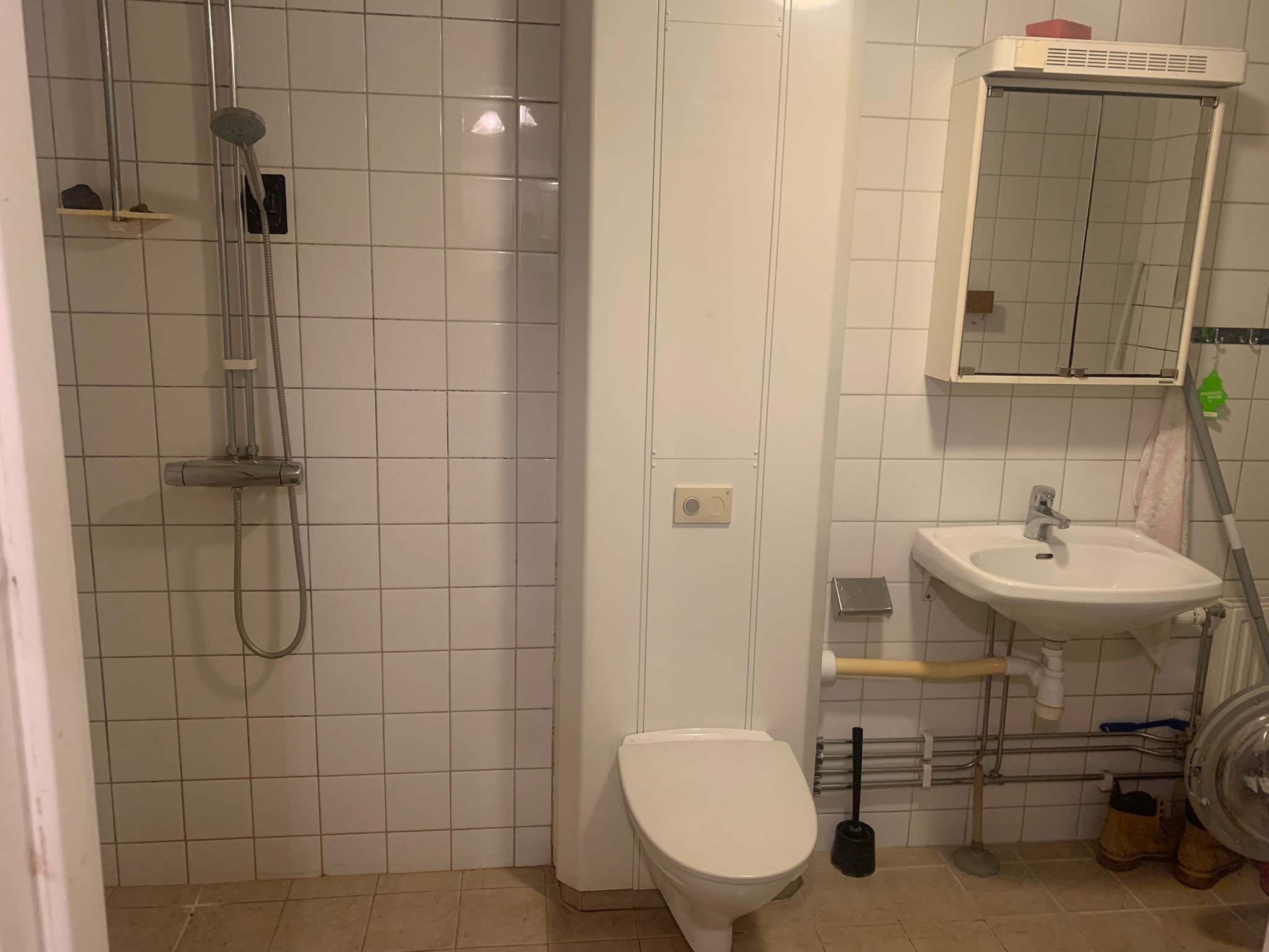4 rum och kök, Älvsjö — 16 500 kr/mån — bild 2