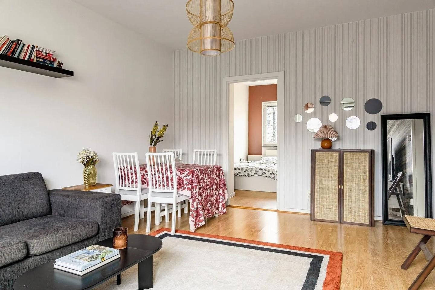 Lägenhet, 2 rum, 42 kvm, Bromma