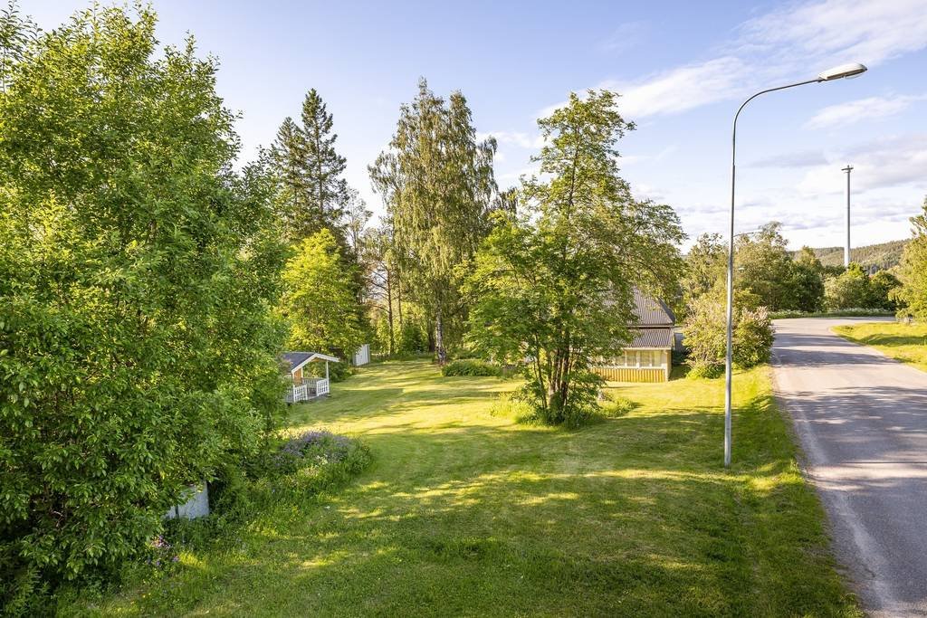 4 rok · 2241 m² i Väja – bild 19